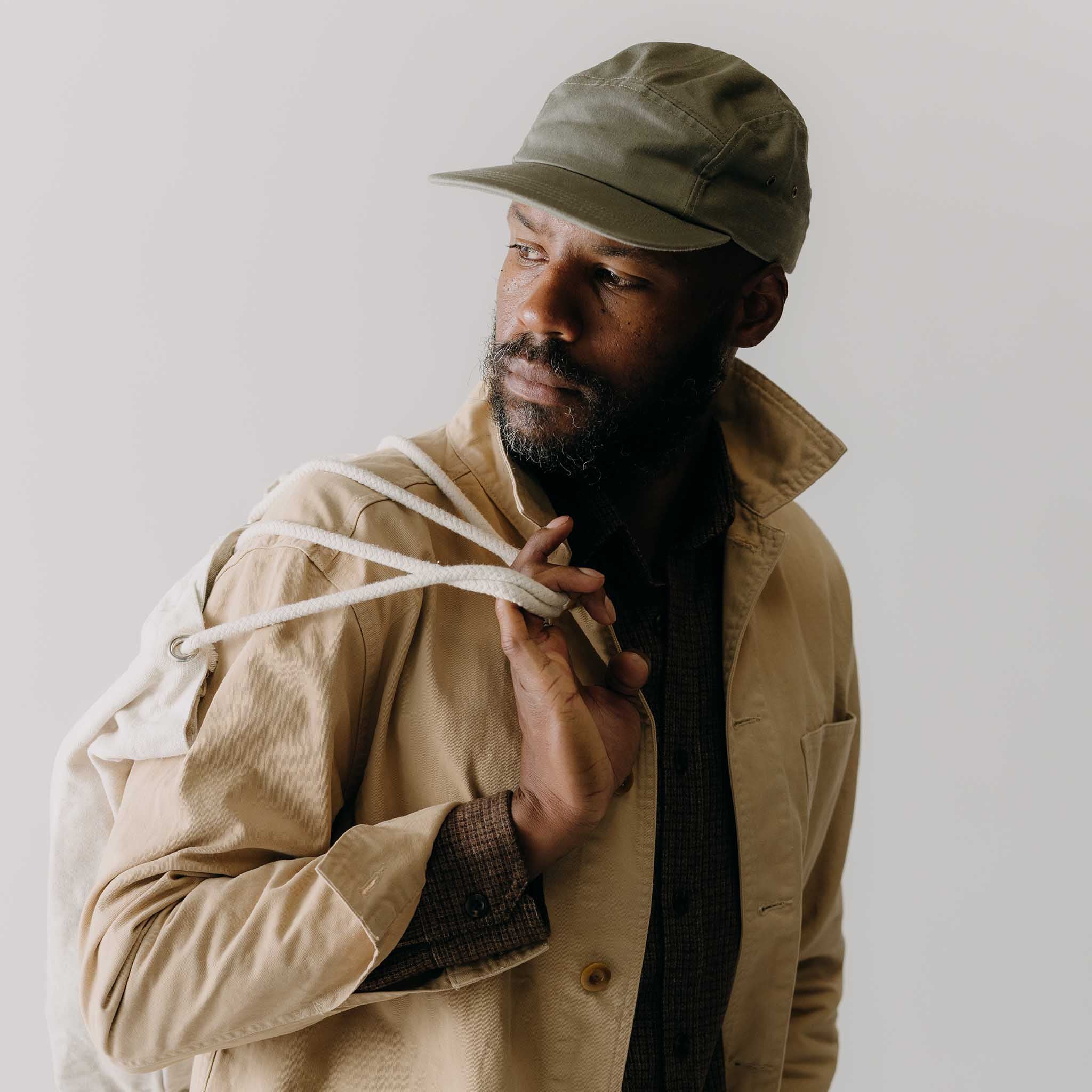 The 5-Panel Cap in Field Olive Reverse Sateen - Image 2