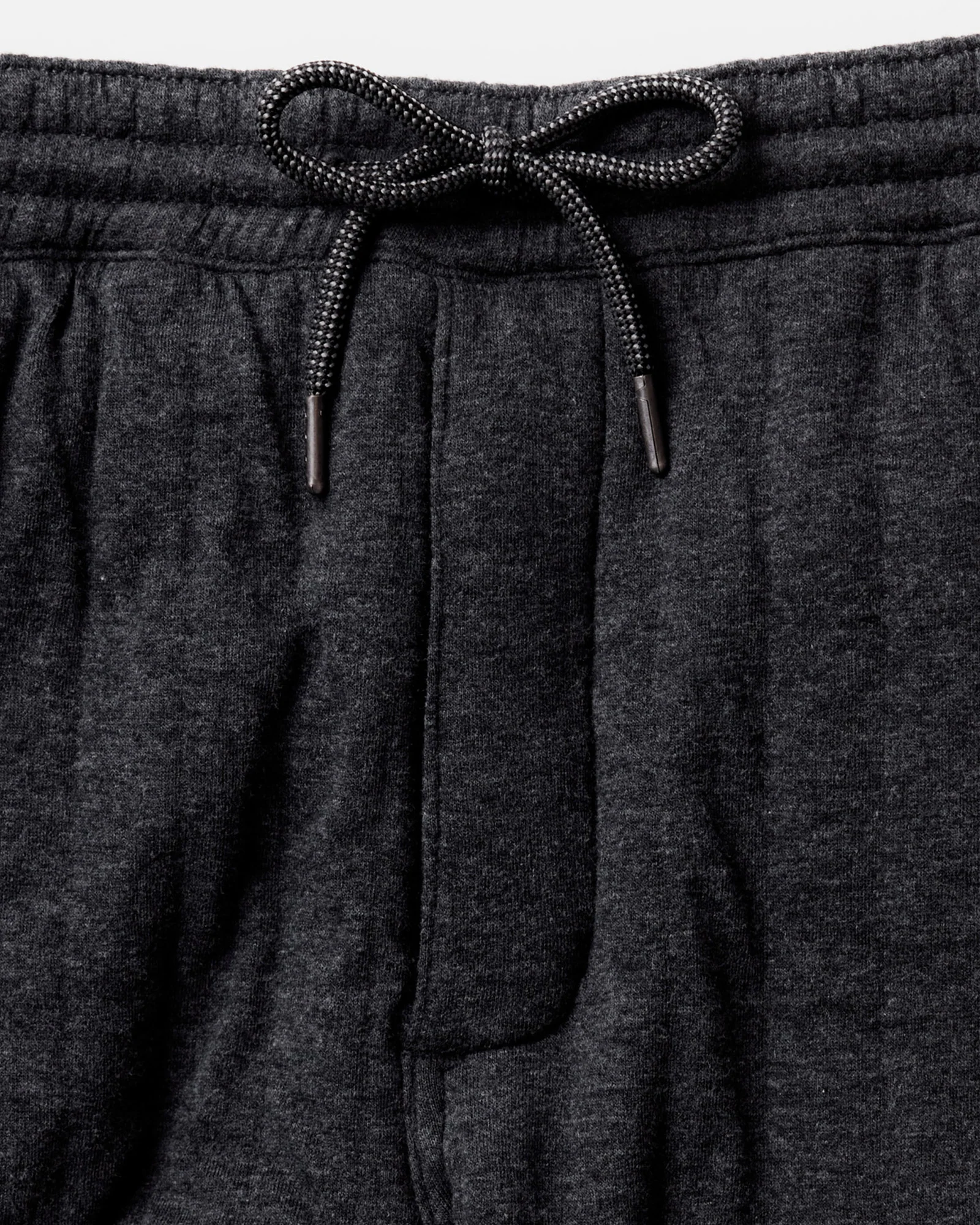 The Apres Pant in Heather Coal Quilted Jersey - Image 7