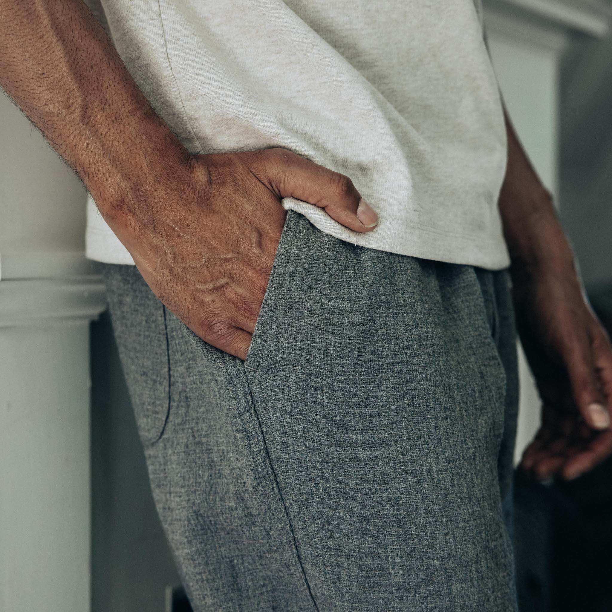 The Apres Pant in Heather Grey Double Cloth - Image 3