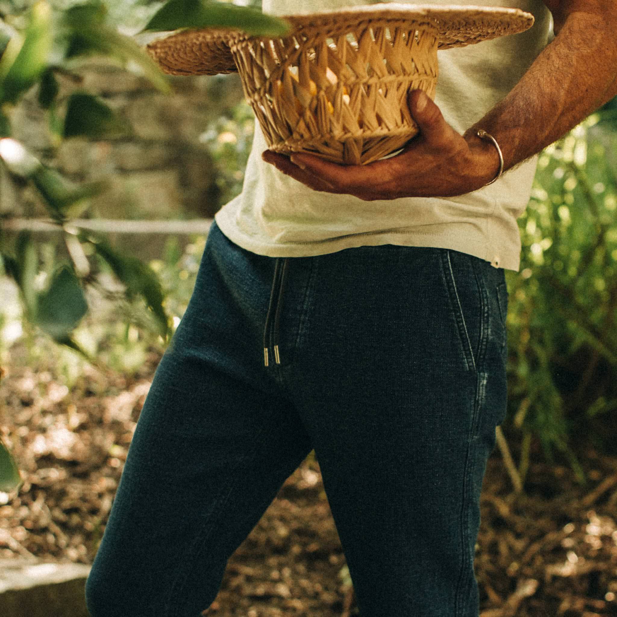 The Apres Pant in Indigo Double Cloth - Image 3