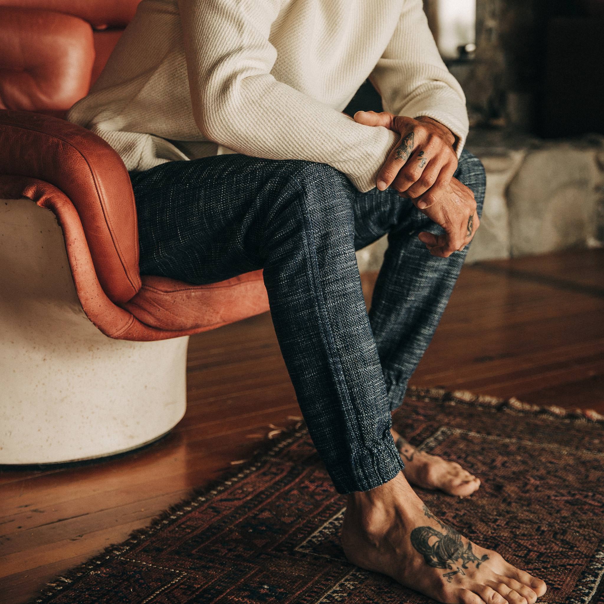 The Apres Pant in Indigo Slub - Image 4