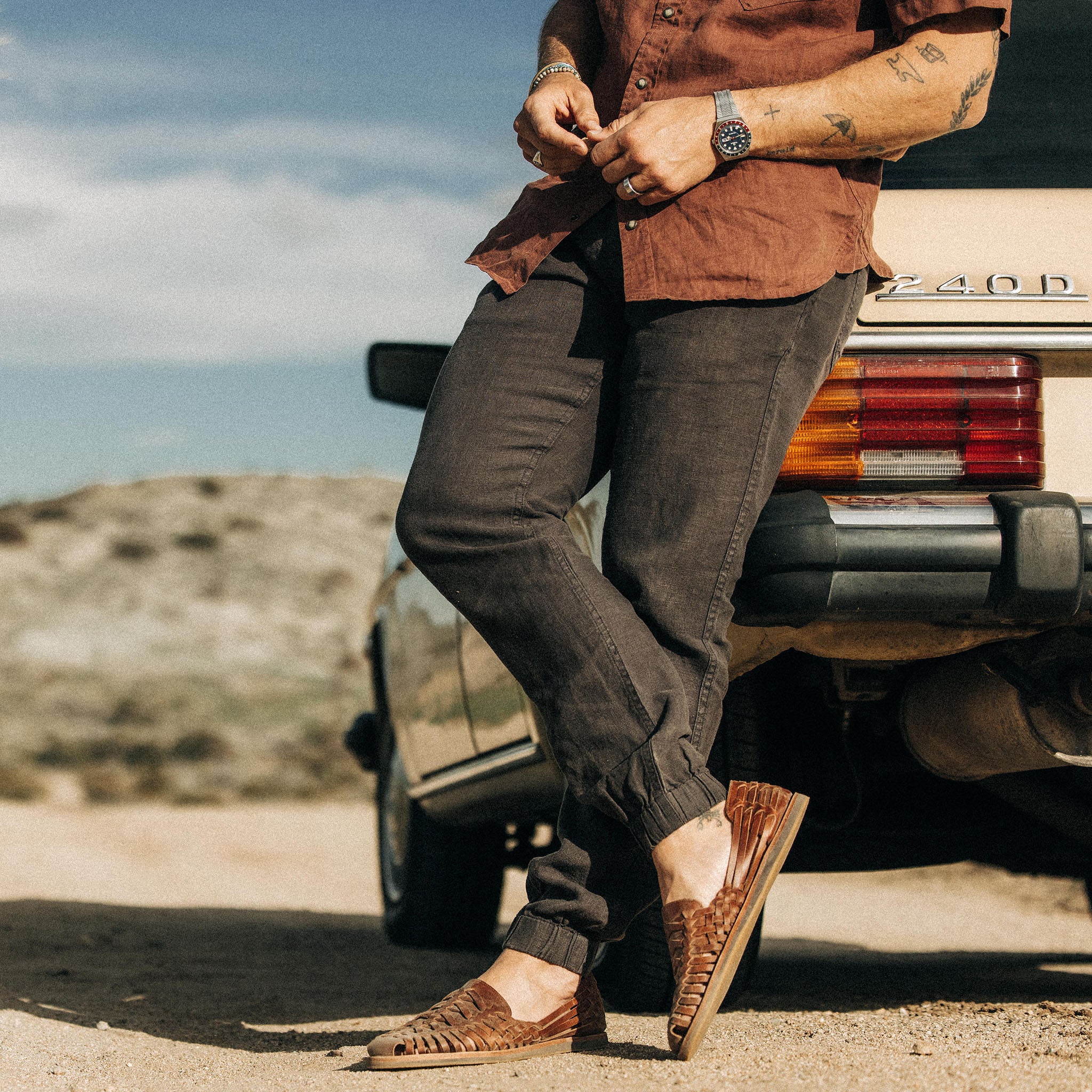 The Apres Pant in Shadow Hemp - Image 2