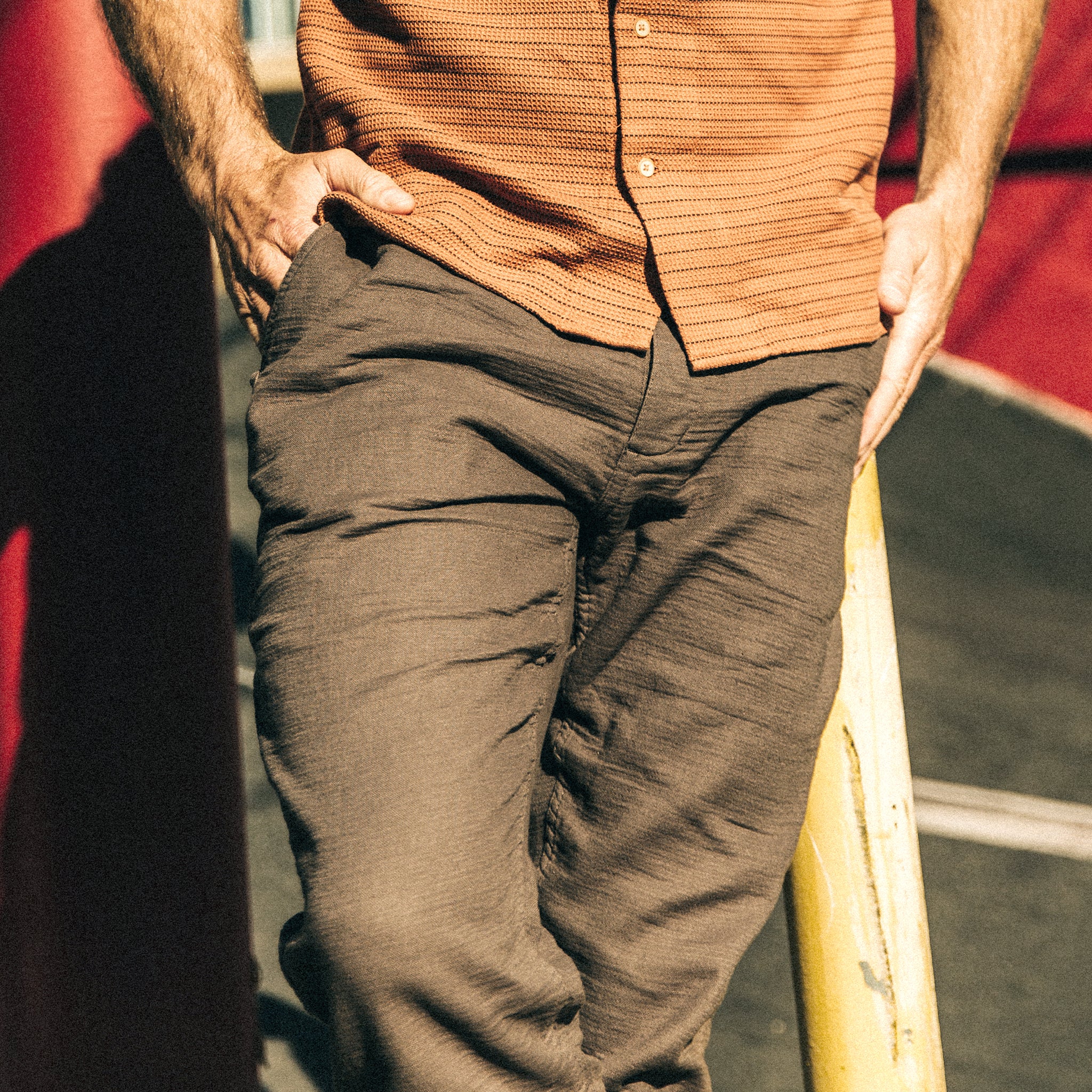 The Apres Pant in Walnut Double Cloth - Image 3