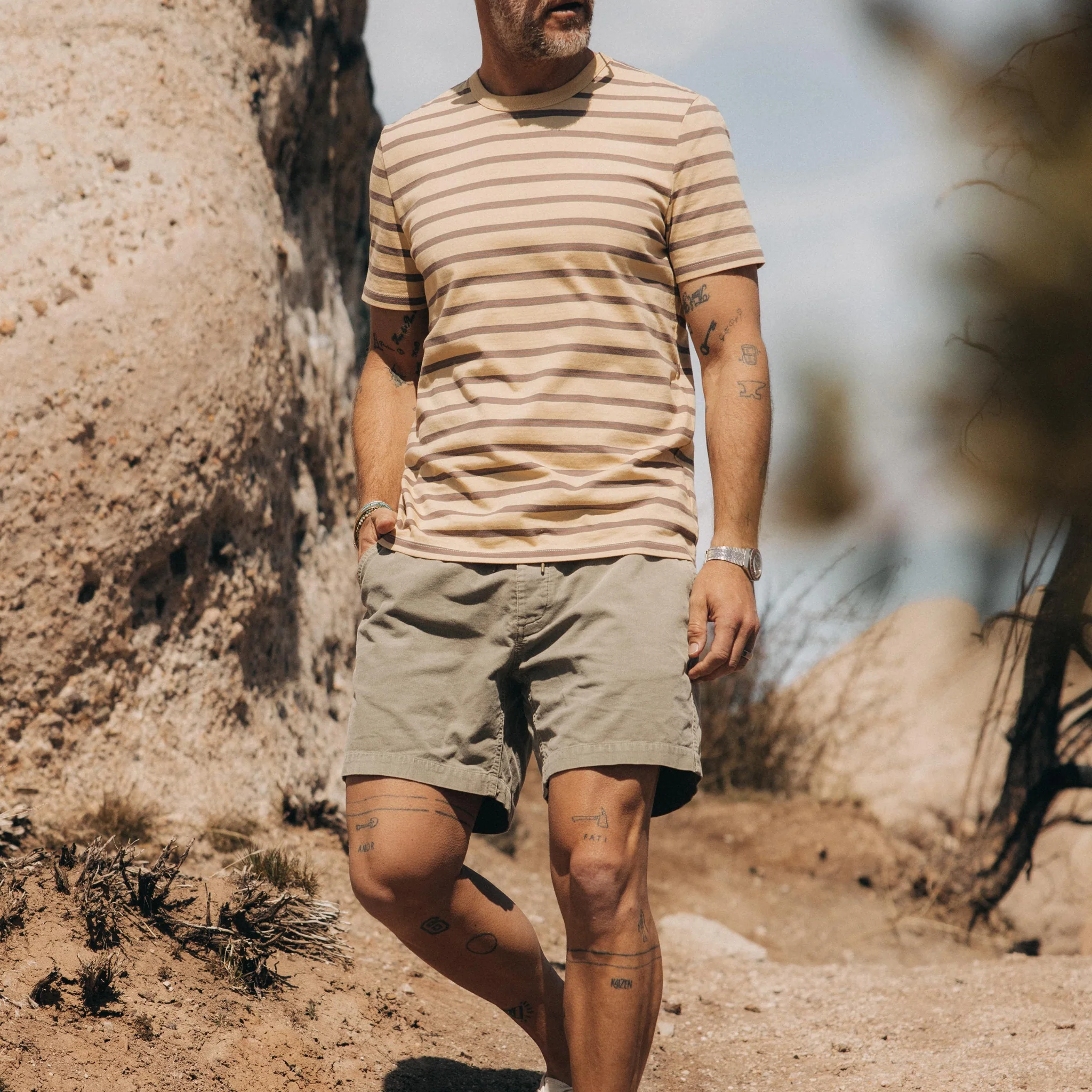 The Apres Short in Arid Eucalyptus Micro Cord - Image 2