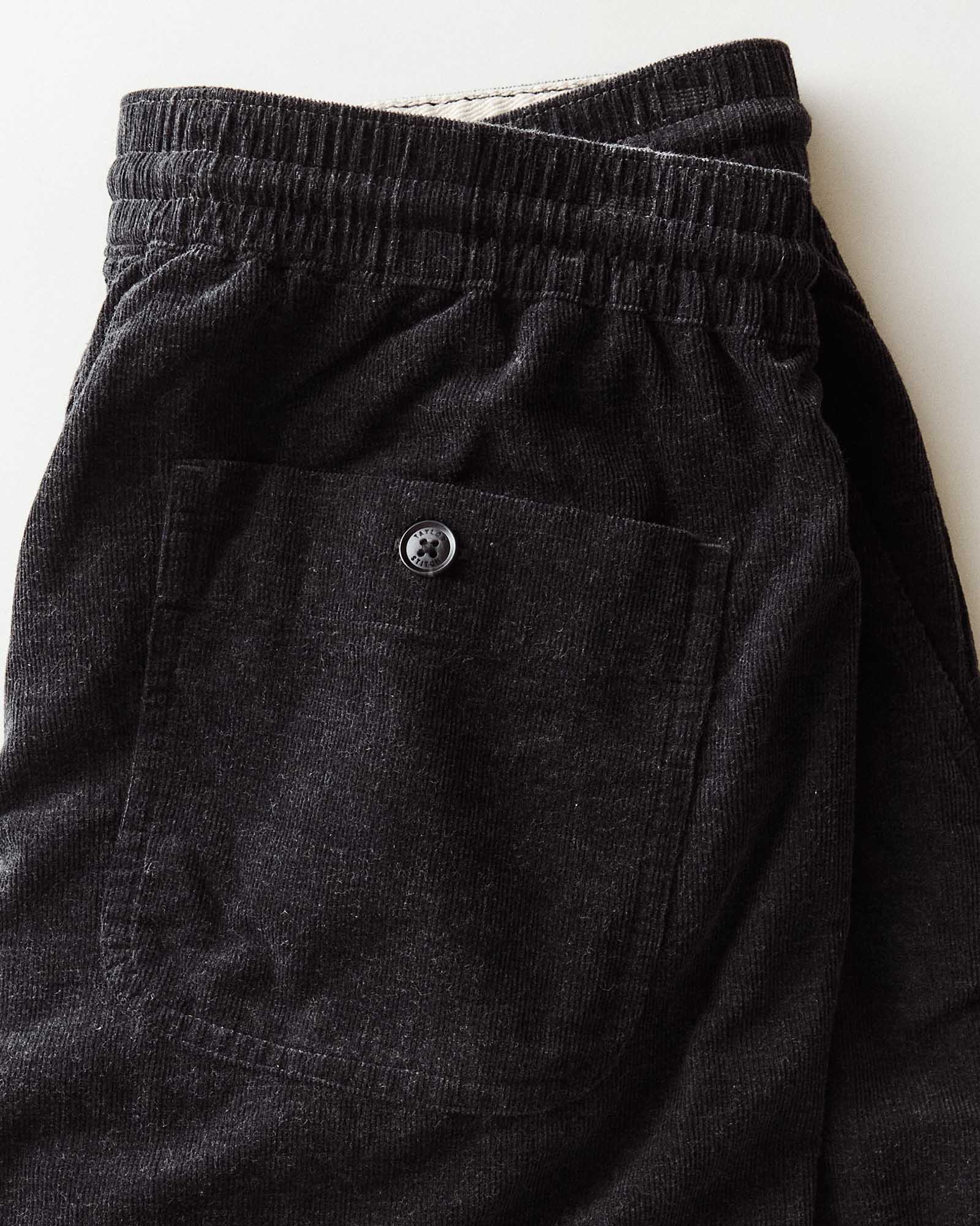 The Apres Short in Heather Coal Pincord - Image 7