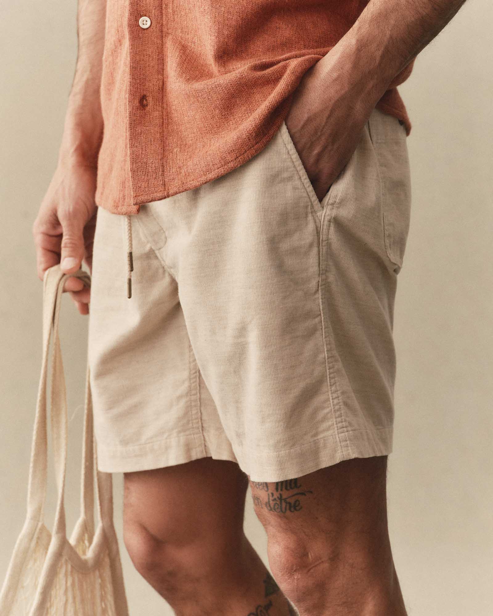 The Apres Short in Heather Oat Pincord - Image 4