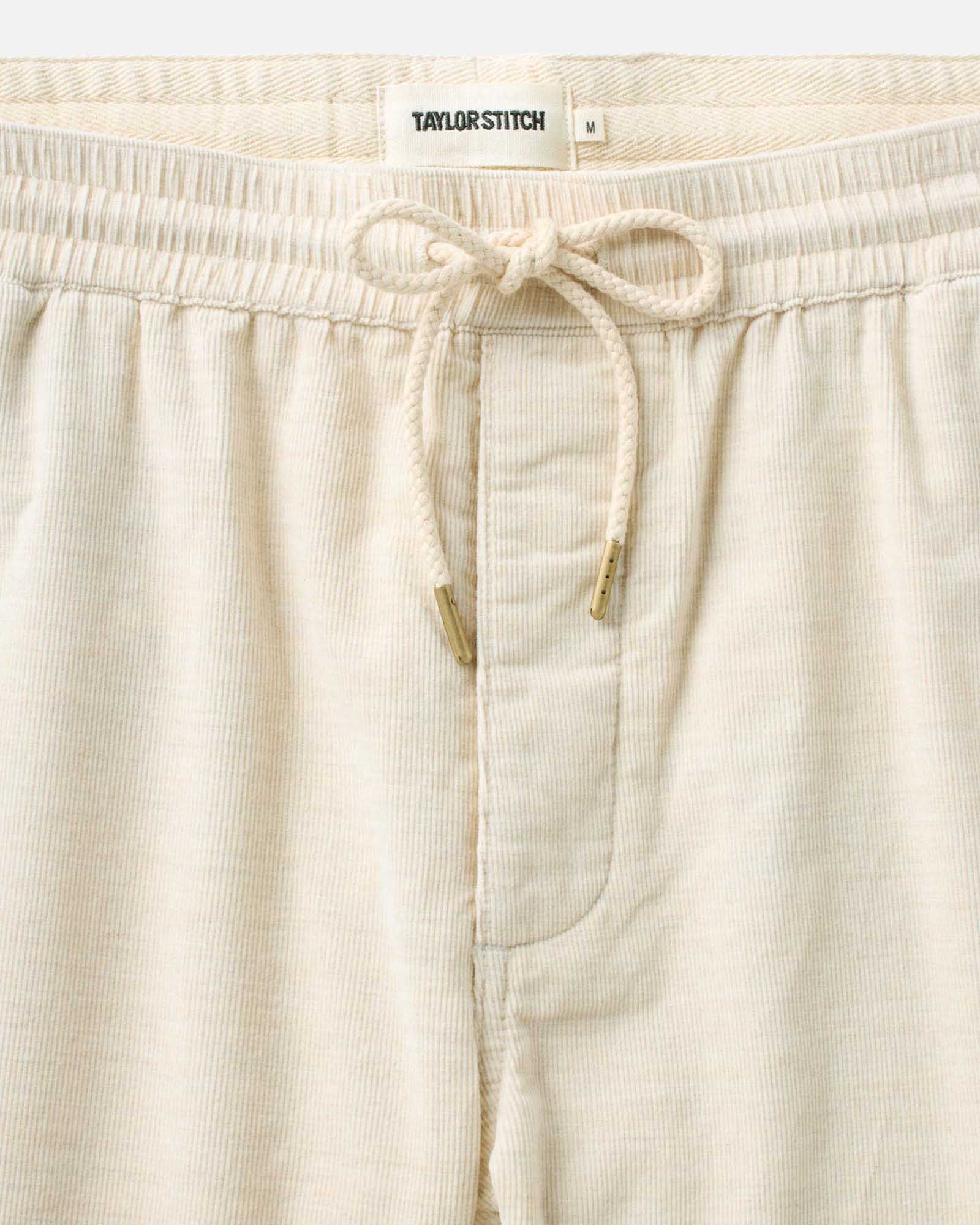 The Apres Short in Heather Oat Pincord - Image 5