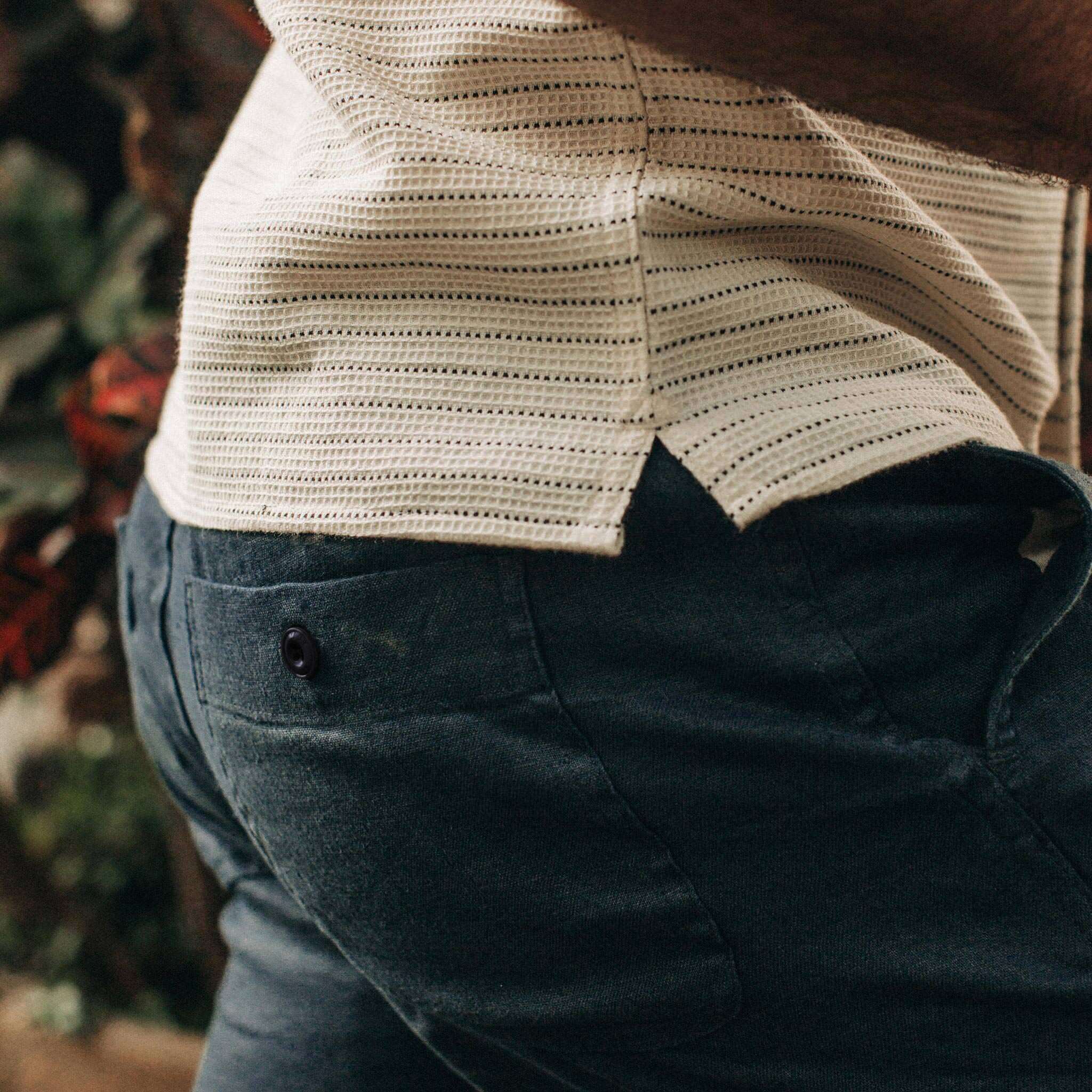 The Apres Short in Navy Hemp - Image 4