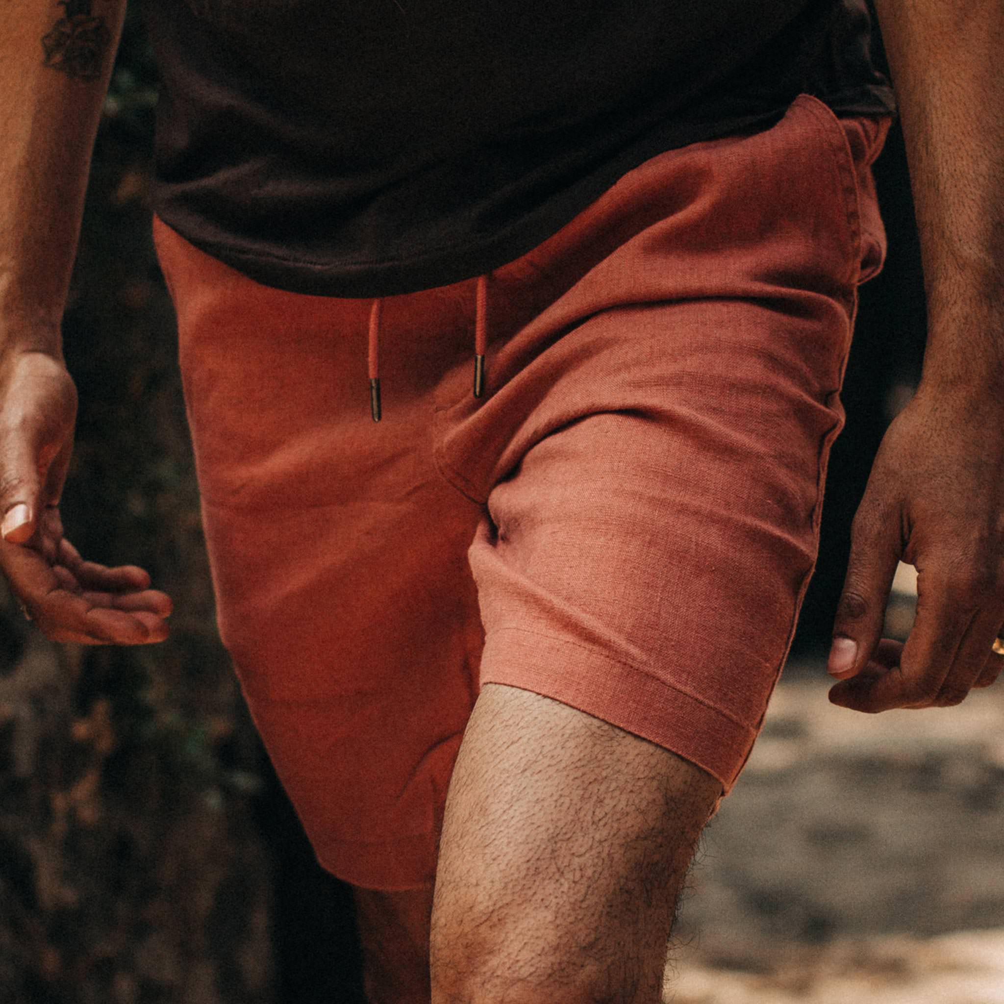 The Apres Short in Rust Hemp - Image 5