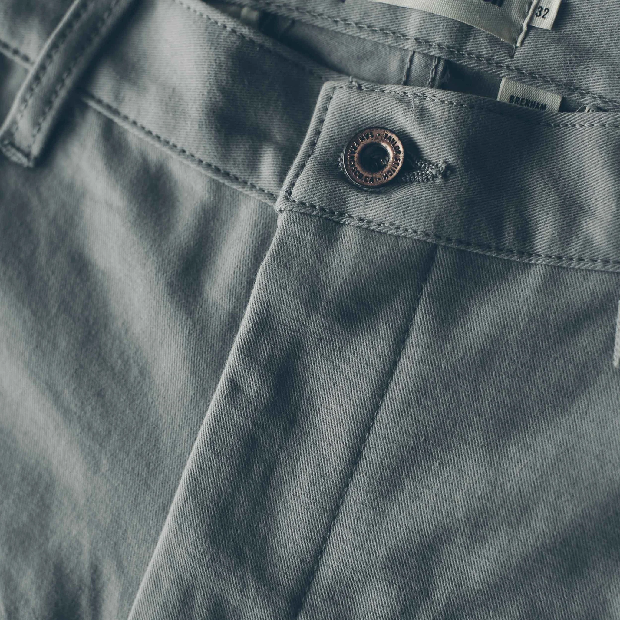 The Slim Chino in Ash - Image 6