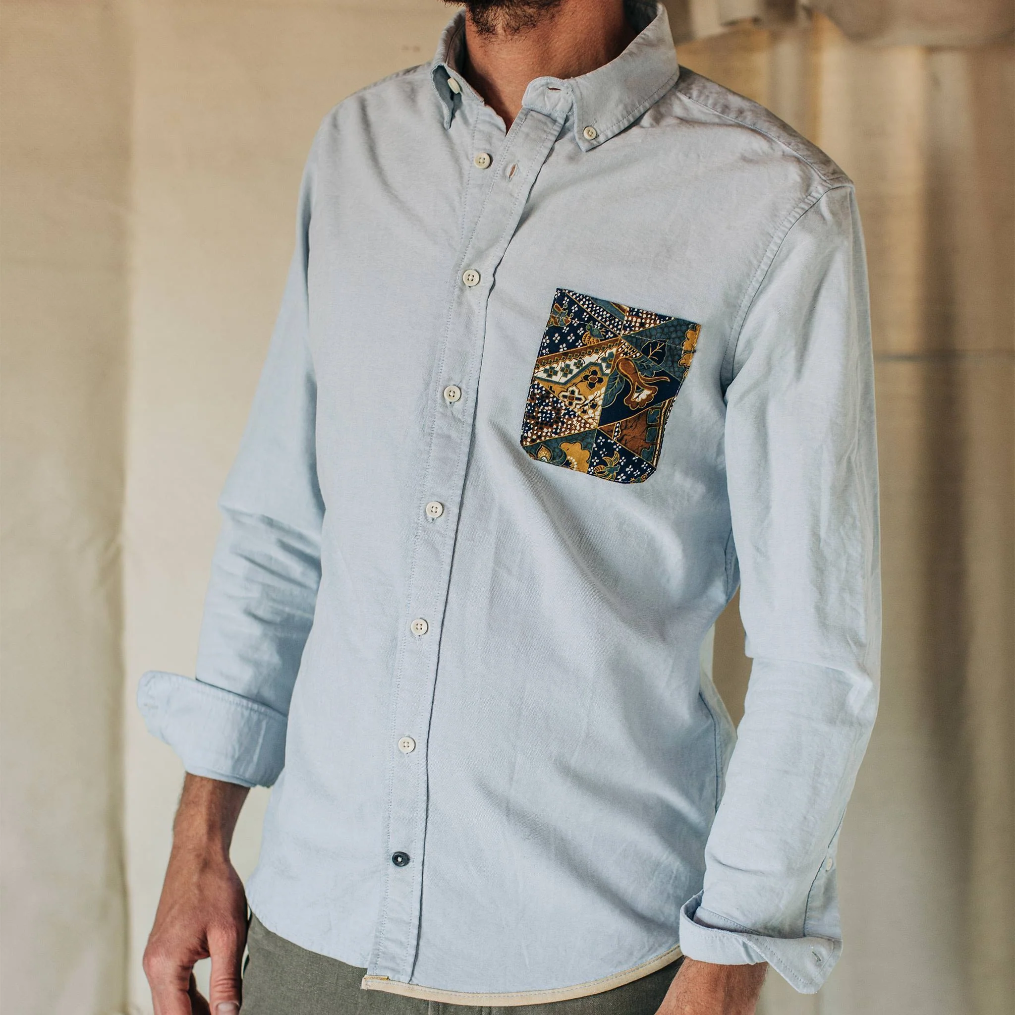The Atelier and Repairs Jack in Washed Blue Oxford - Image 2
