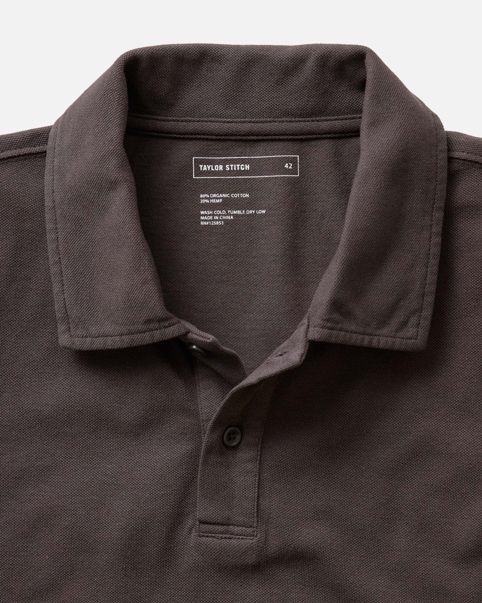The Cotton Hemp Polo in Asphalt Pique - Image 5