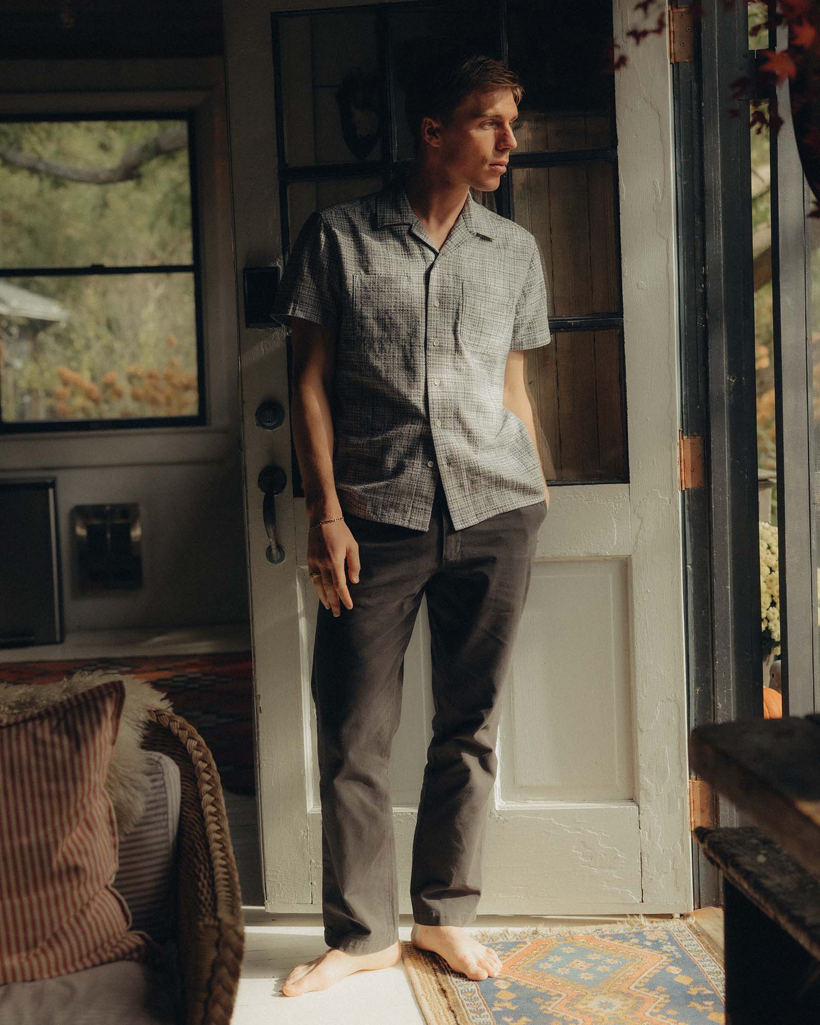 The Conrad Shirt in Cloud Cover Dobby - Image 3