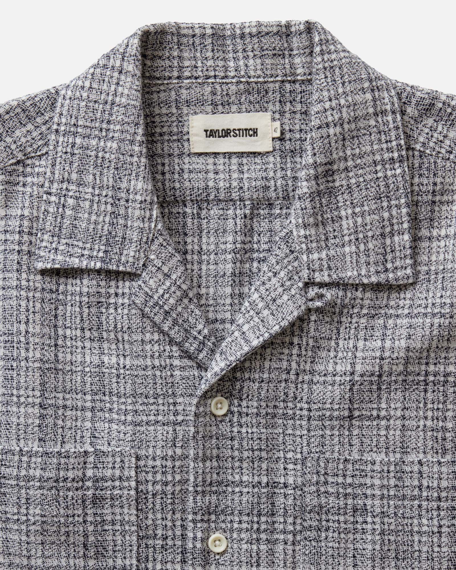 The Conrad Shirt in Cloud Cover Dobby - Image 4