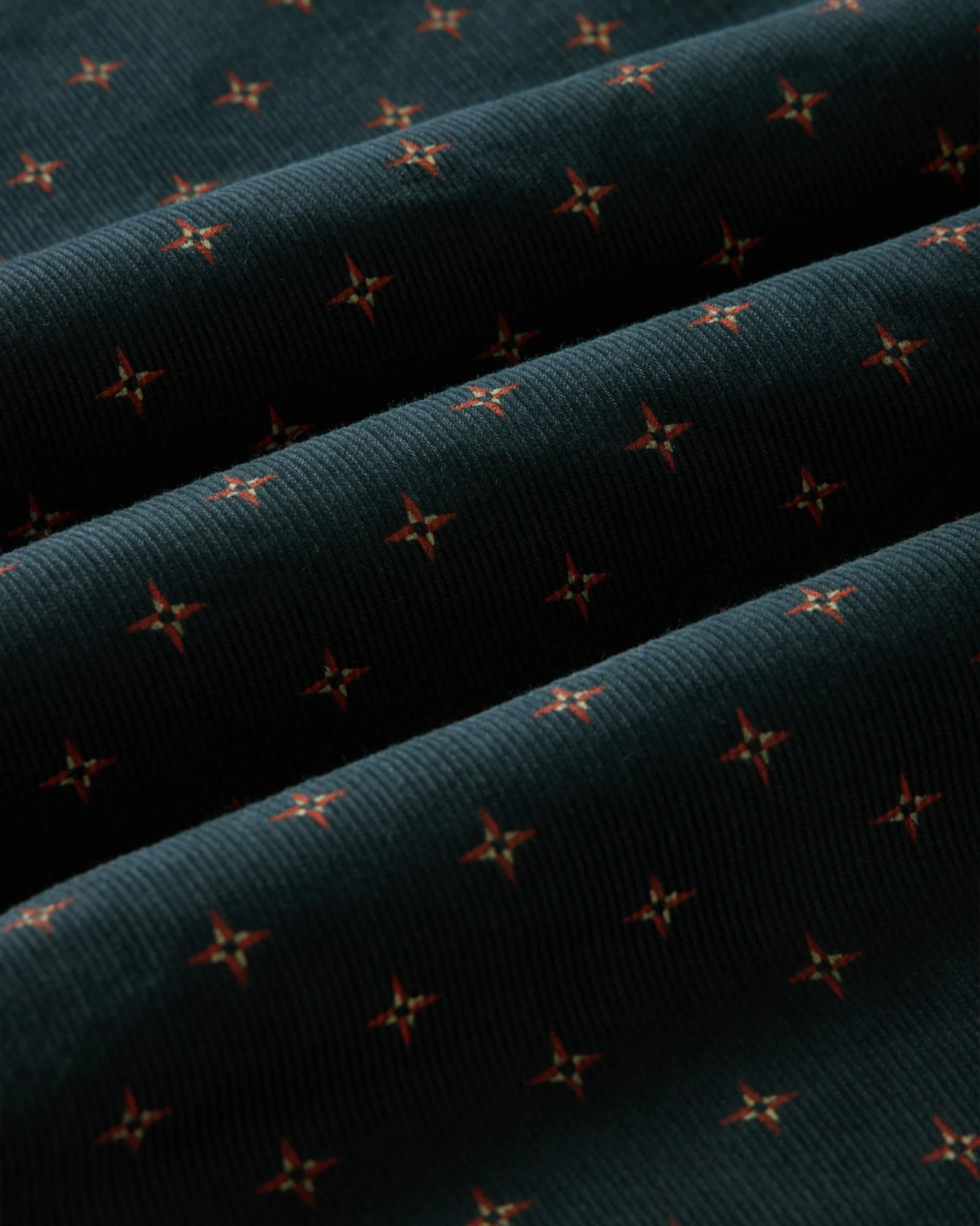 The Conrad Shirt in Navy Pigeon Foulard Pincord - Image 6