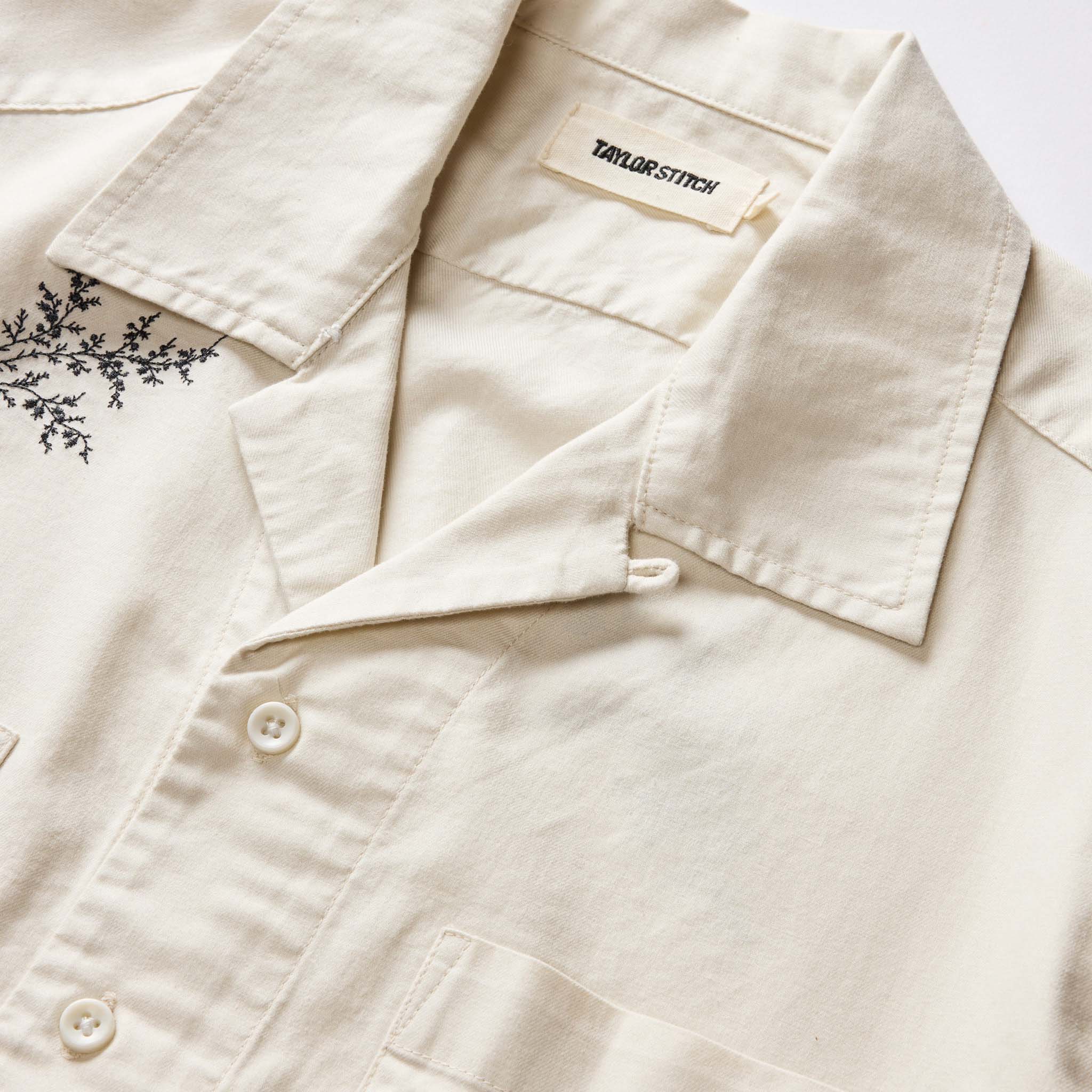 The Conrad Shirt in Seaside Embroidery - Image 5