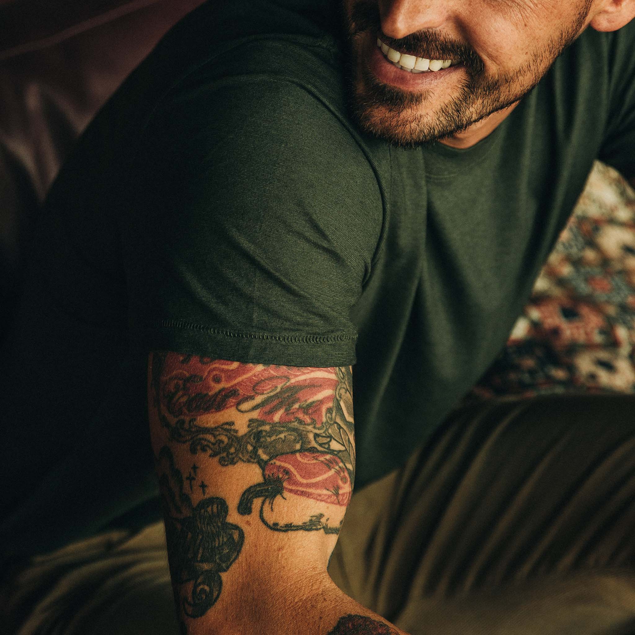 The Cotton Hemp Tee in Forest - Image 3