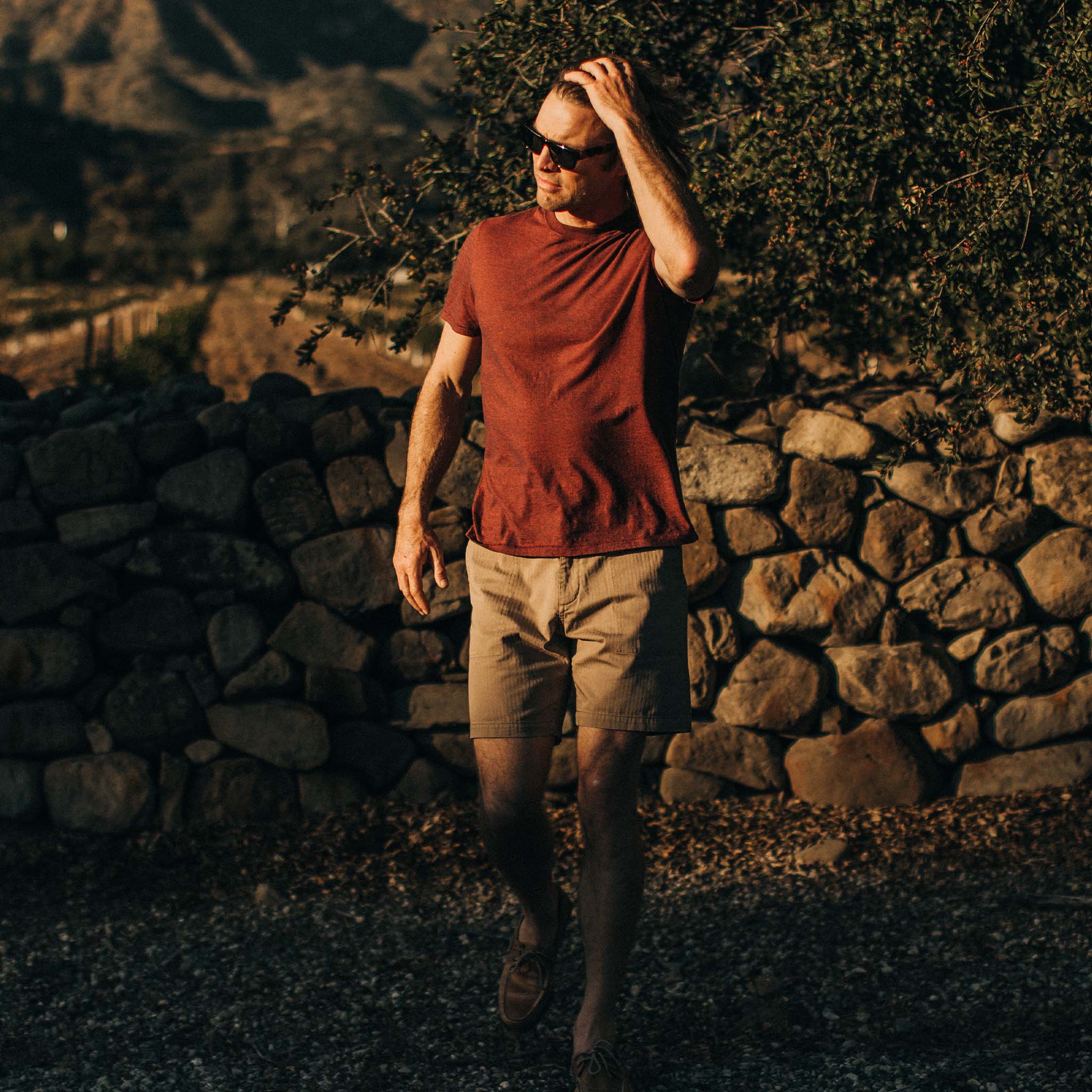 The Cotton Hemp Tee in Rust and Navy Stripe - Image 4