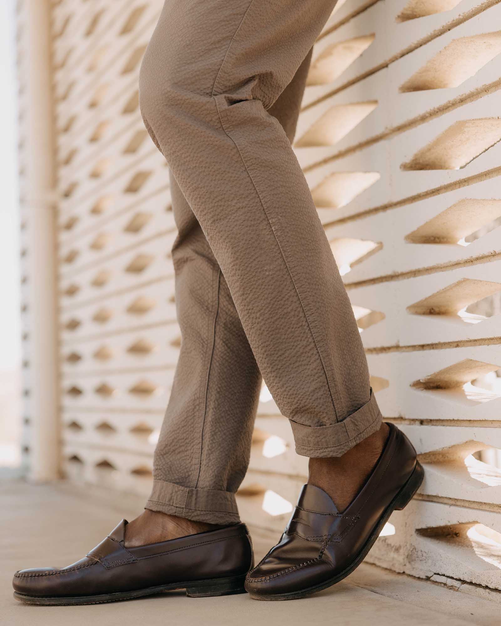 The Easy Pant in Canteen Seersucker - Image 4