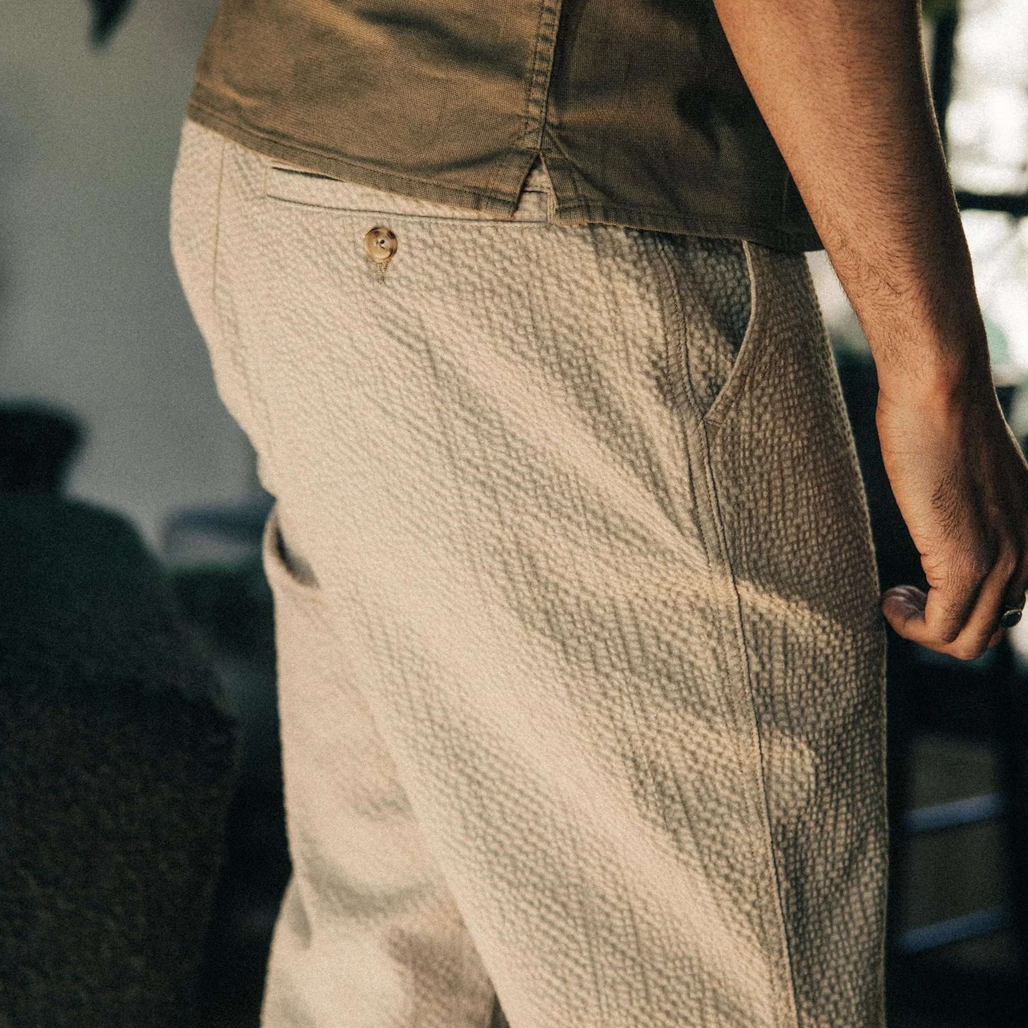 The Easy Pant in Heather Oat Seersucker - Image 3