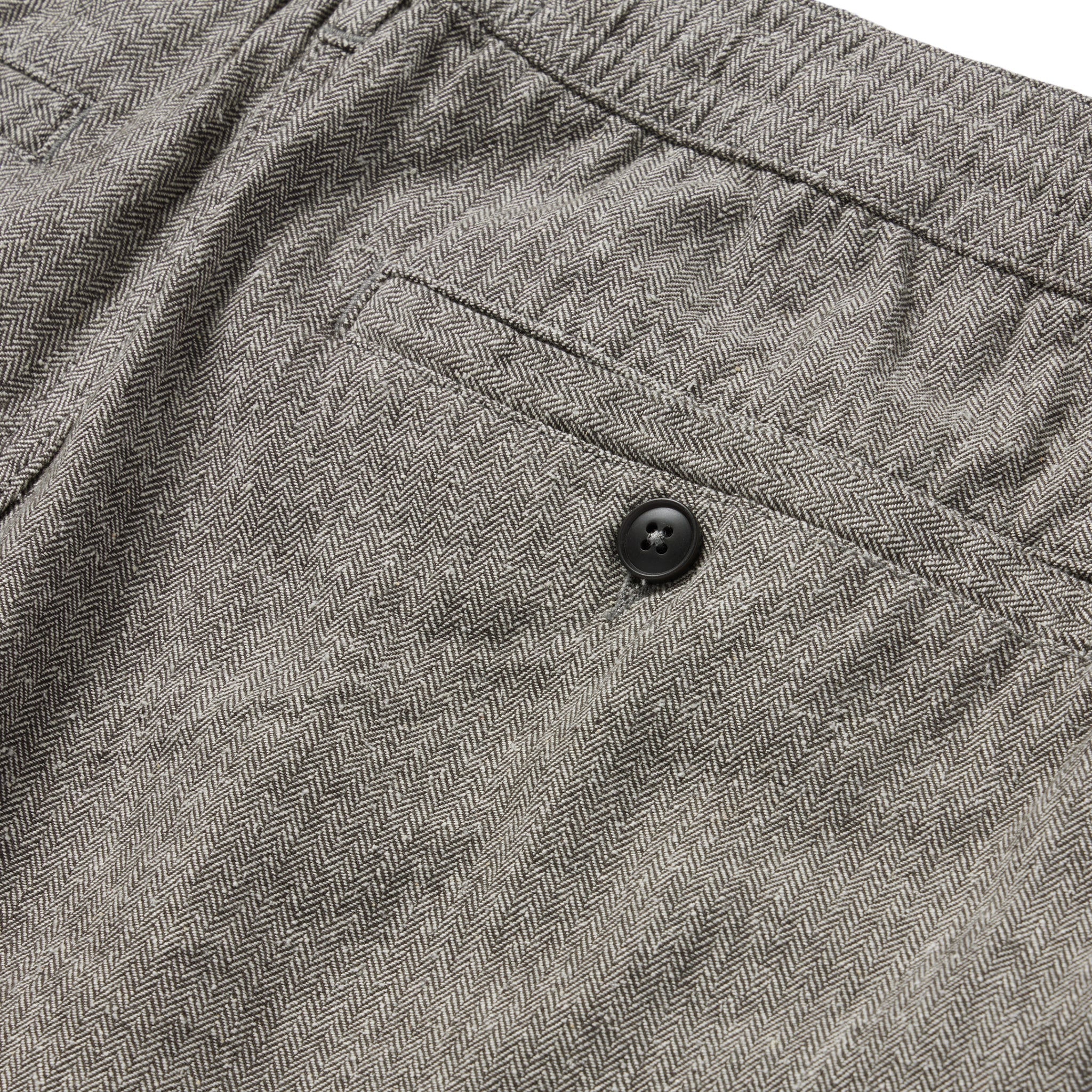 The Easy Short in Charcoal Herringbone - Image 6