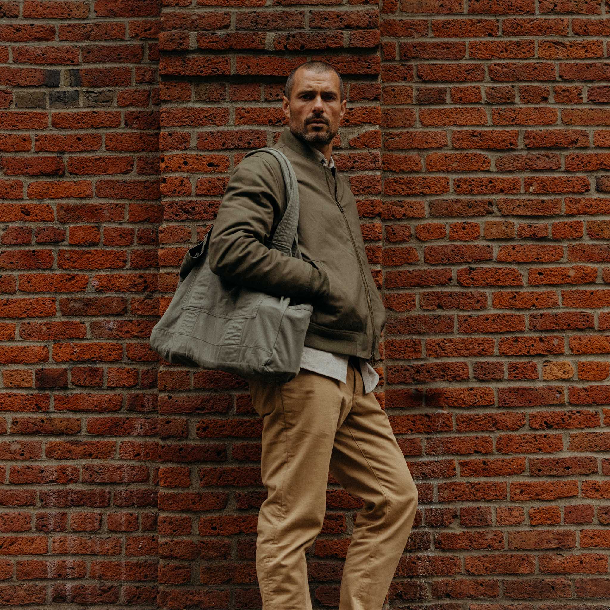 The Foundation Tote in Organic Smoked Olive - Image 3