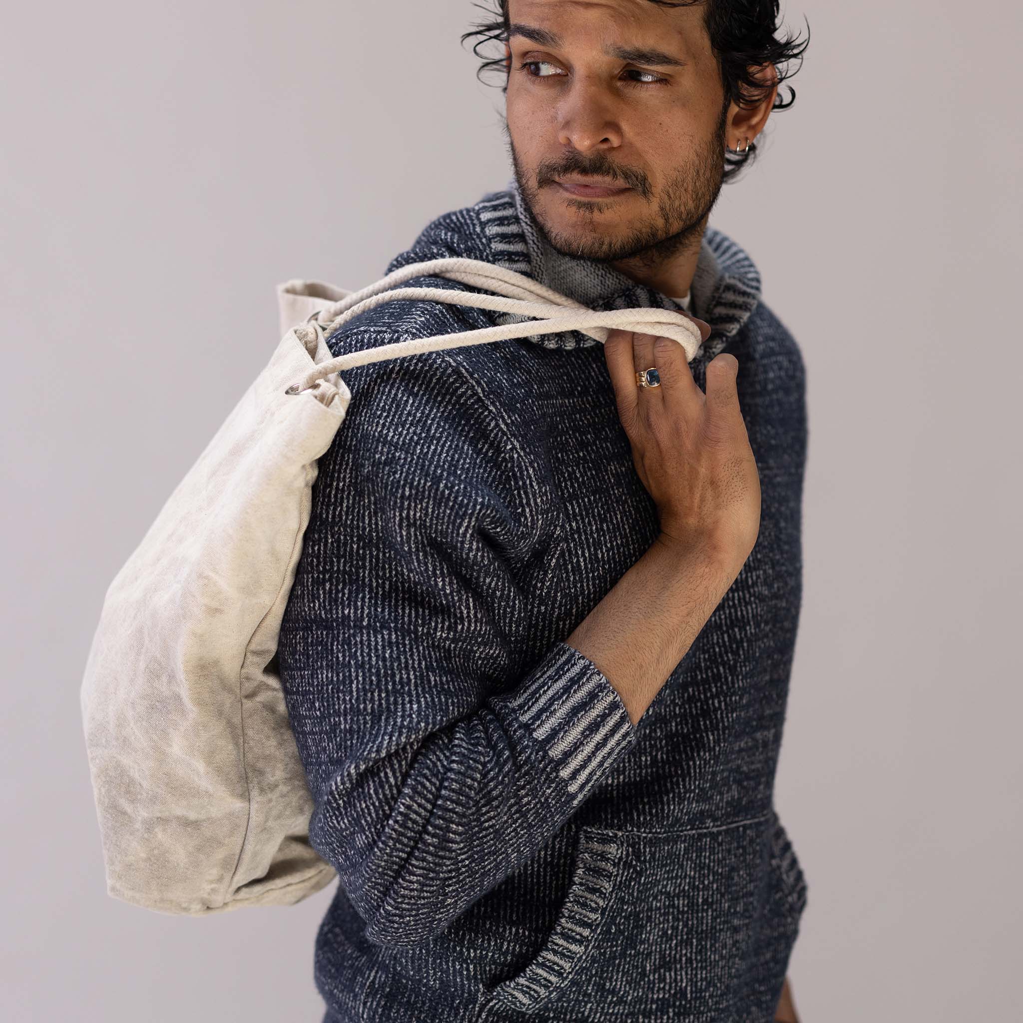 The Headland Pullover Sweater in Marled Navy - Image 5