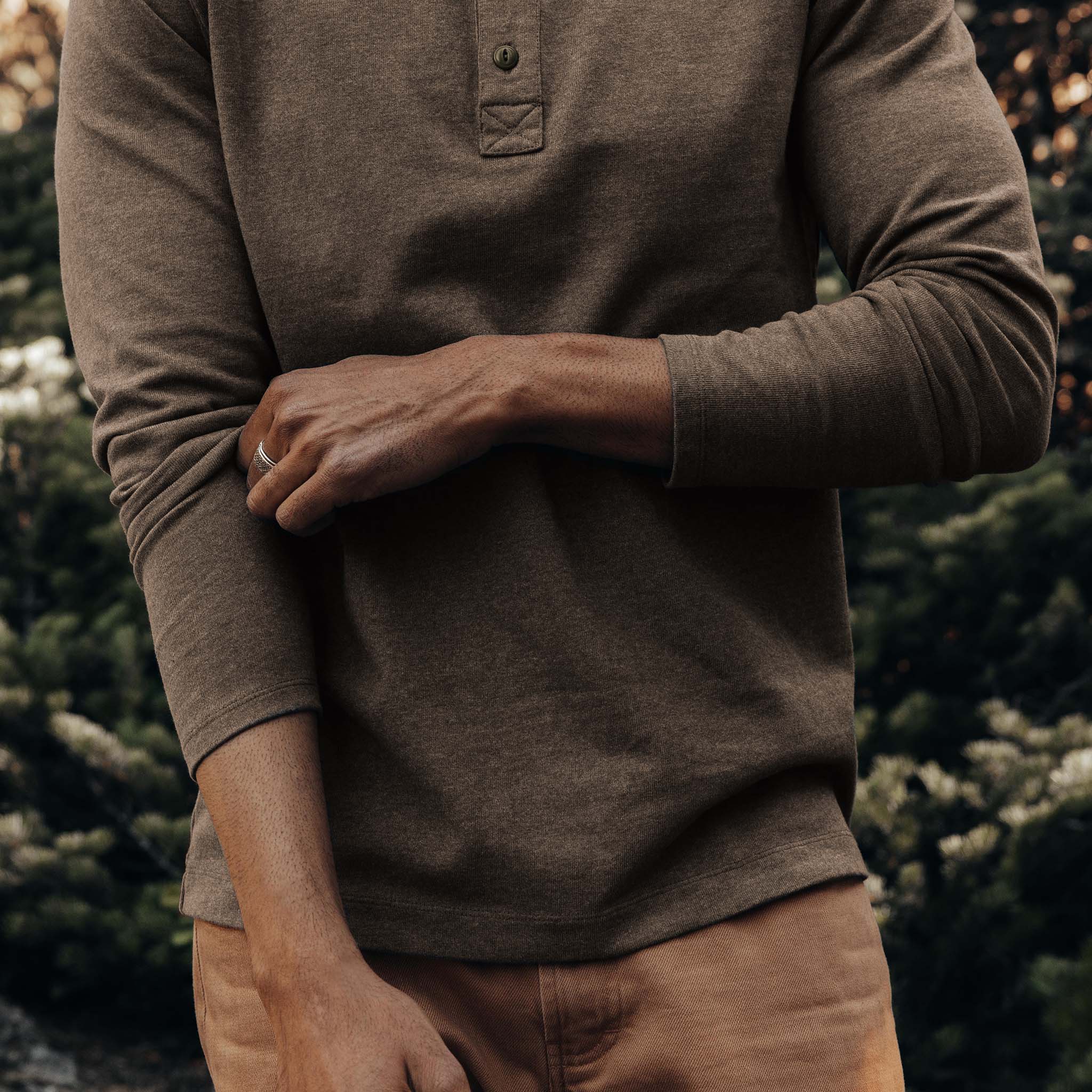 The Heavy Bag Henley in Walnut - Image 4