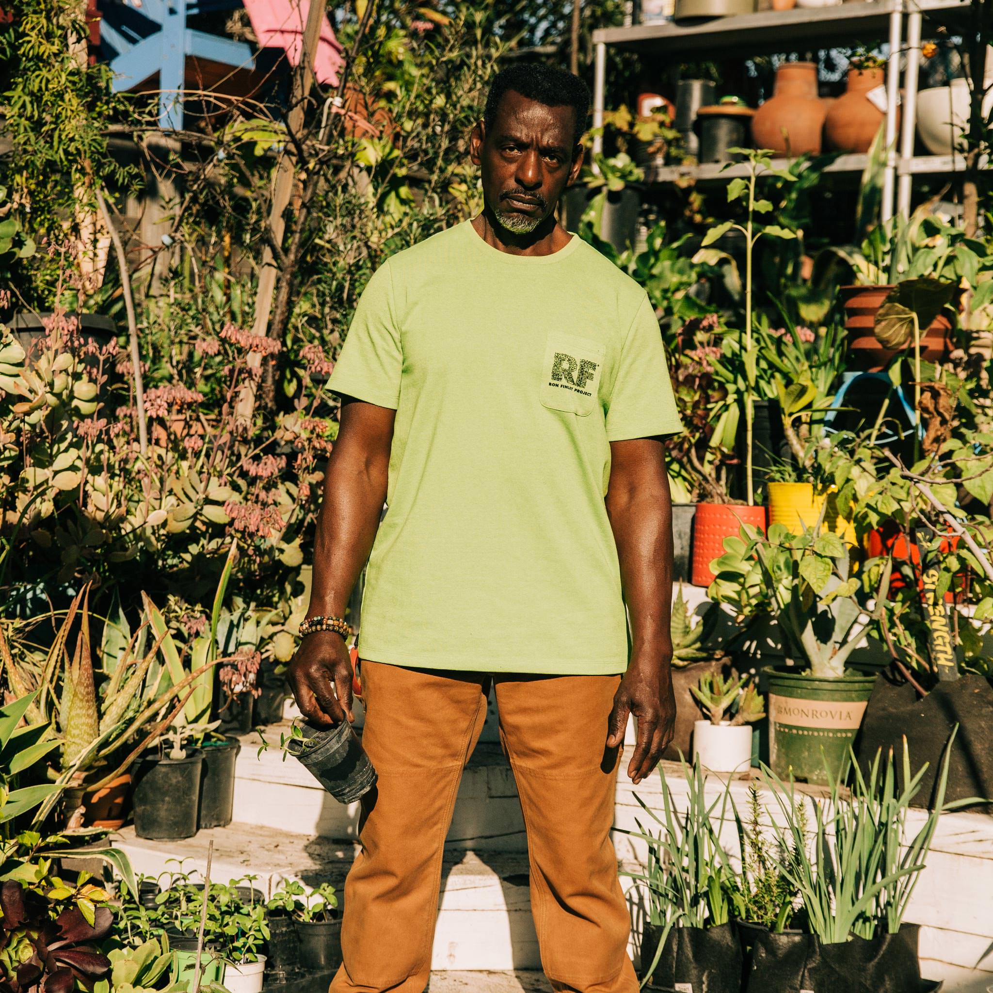 The Heavy Bag Tee in Chlorophyll - Image 2