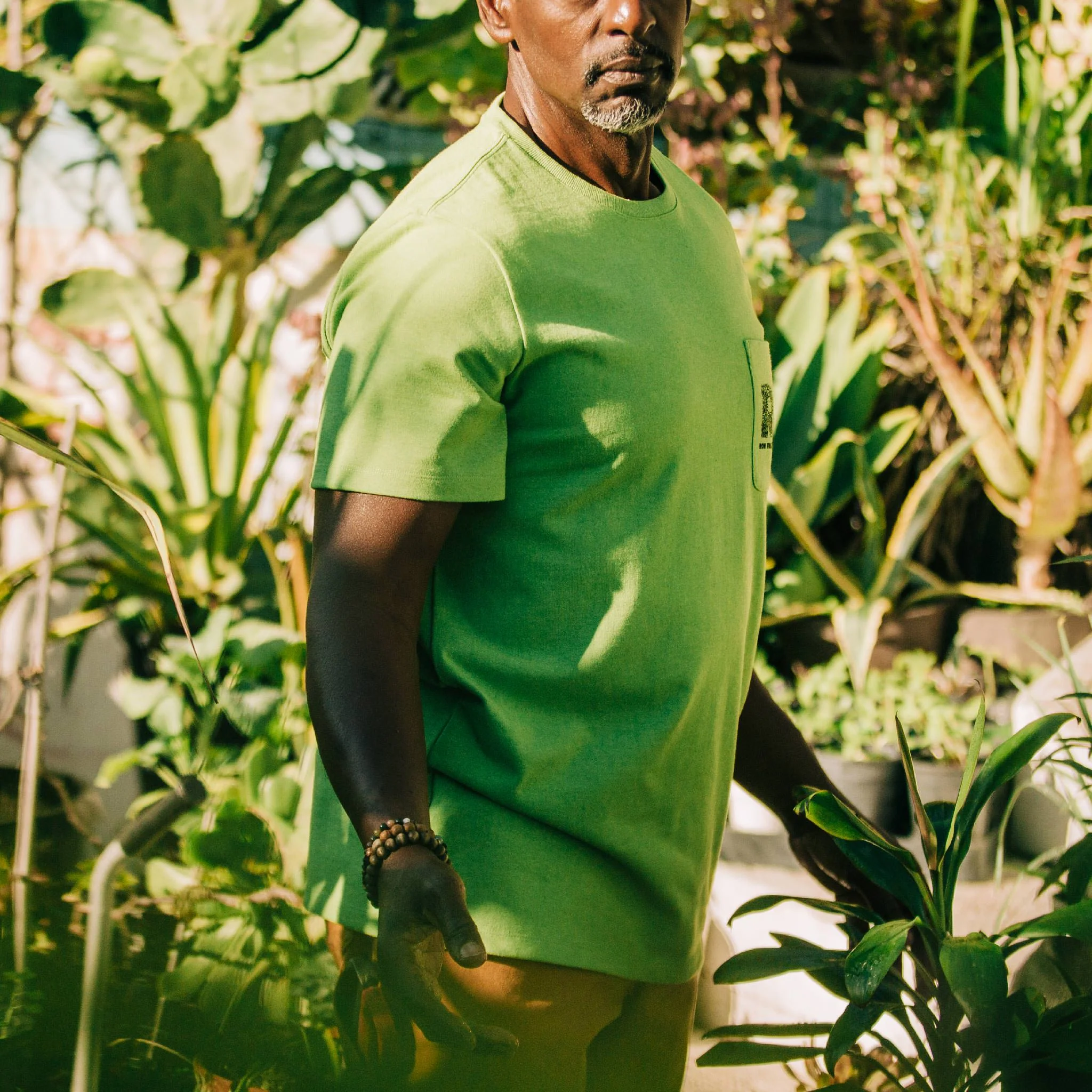 The Heavy Bag Tee in Chlorophyll - Image 4