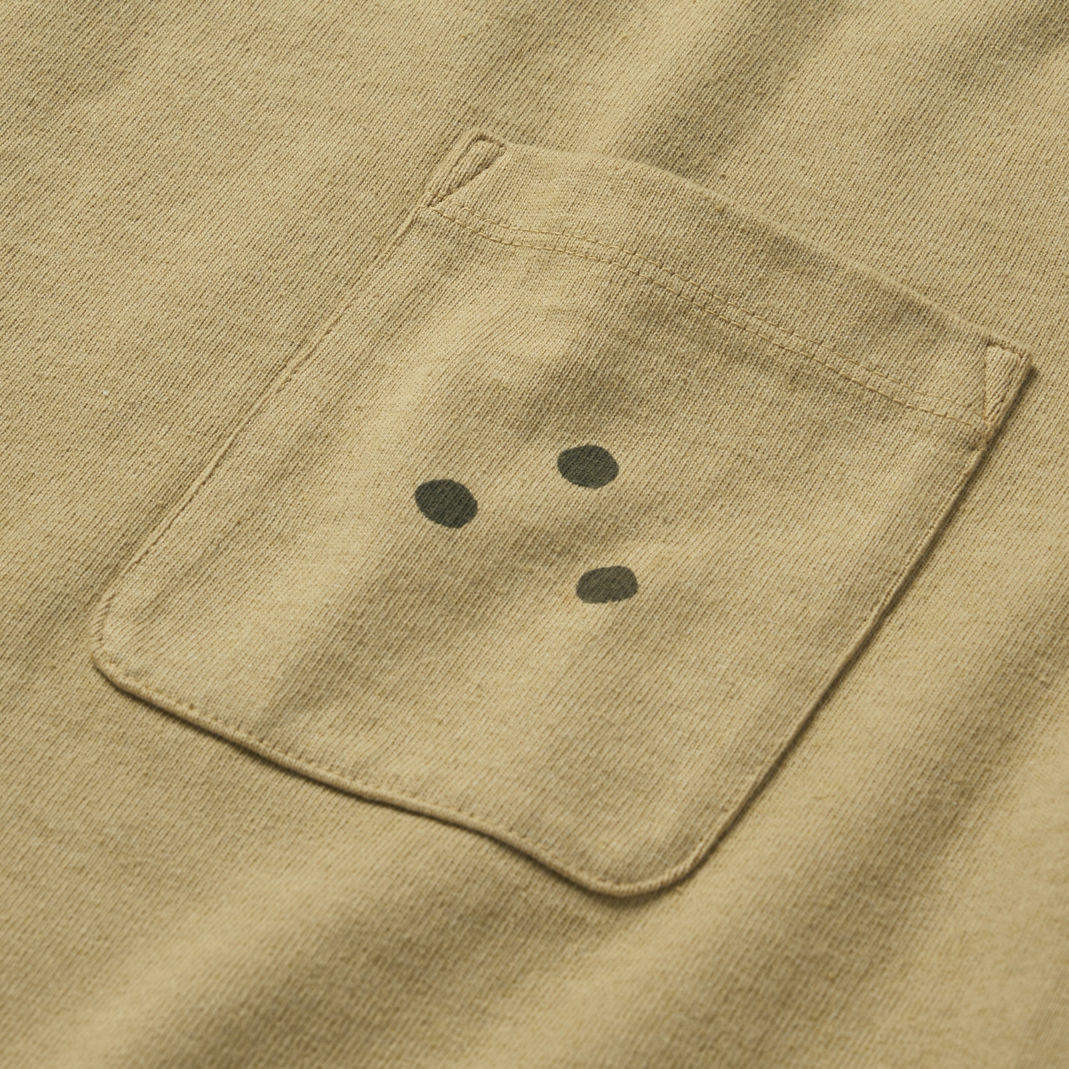The Heavy Bag Tee in Khaki Dahlia - Image 7