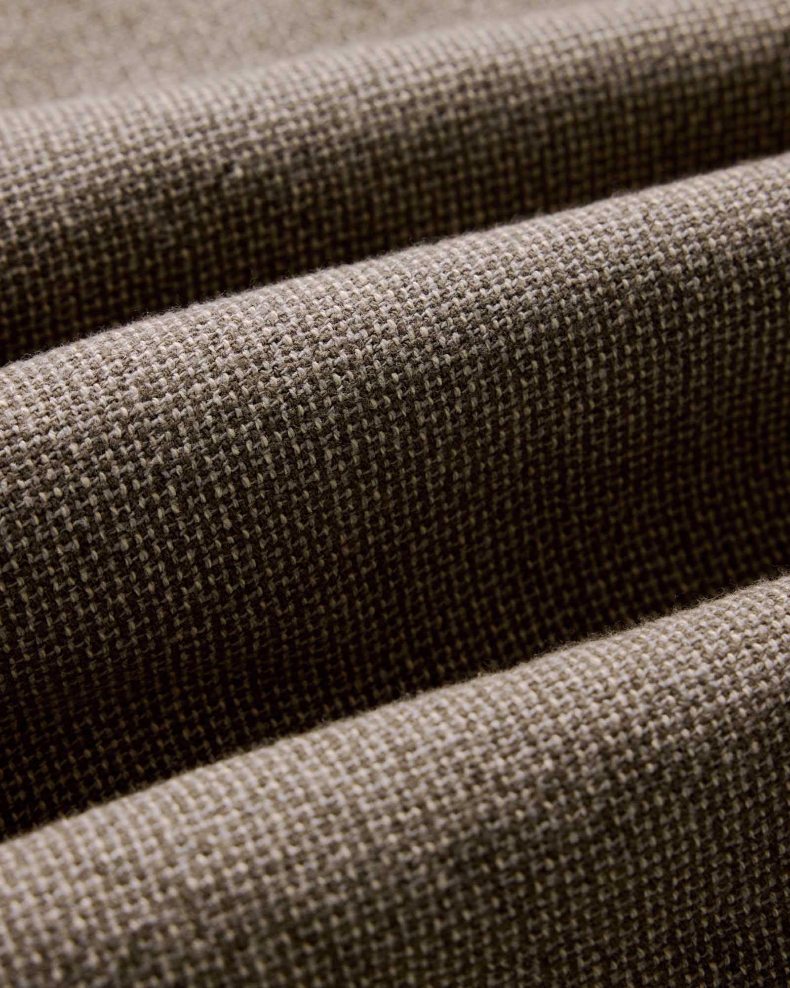 The Ledge Shirt in Army Linen Tweed - Image 10
