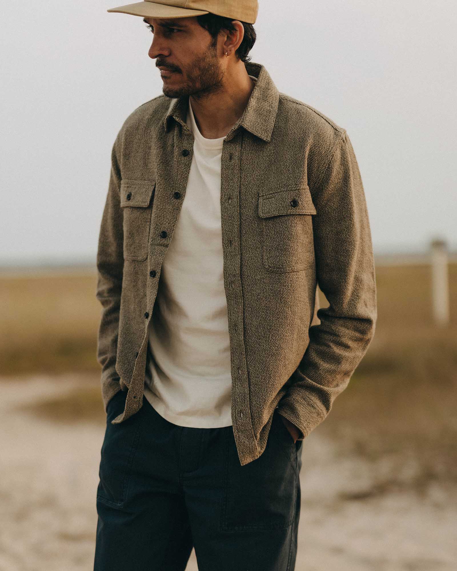 The Ledge Shirt in Army Linen Tweed - Image 2