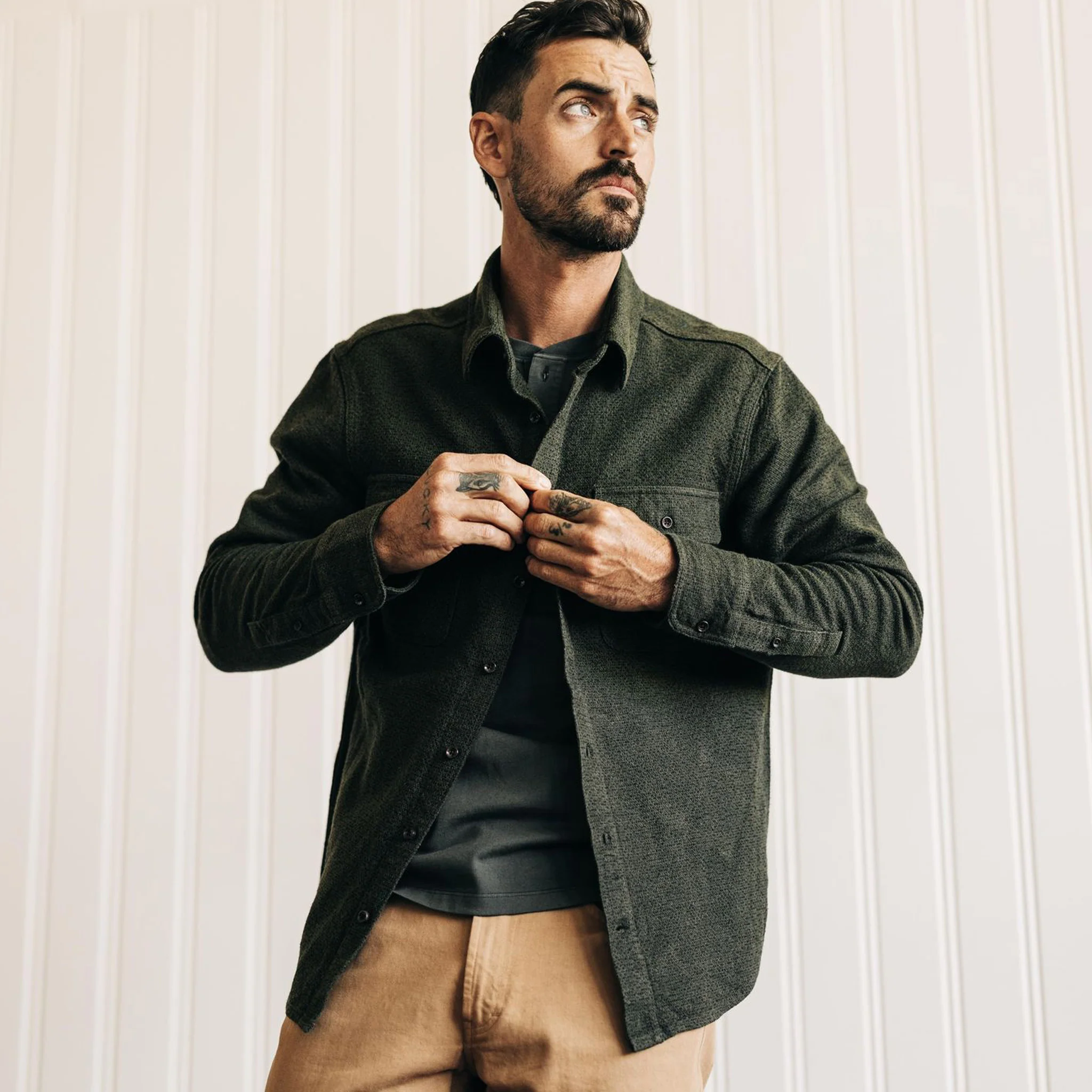 The Ledge Shirt in Dark Forest Linen Tweed - Image 4
