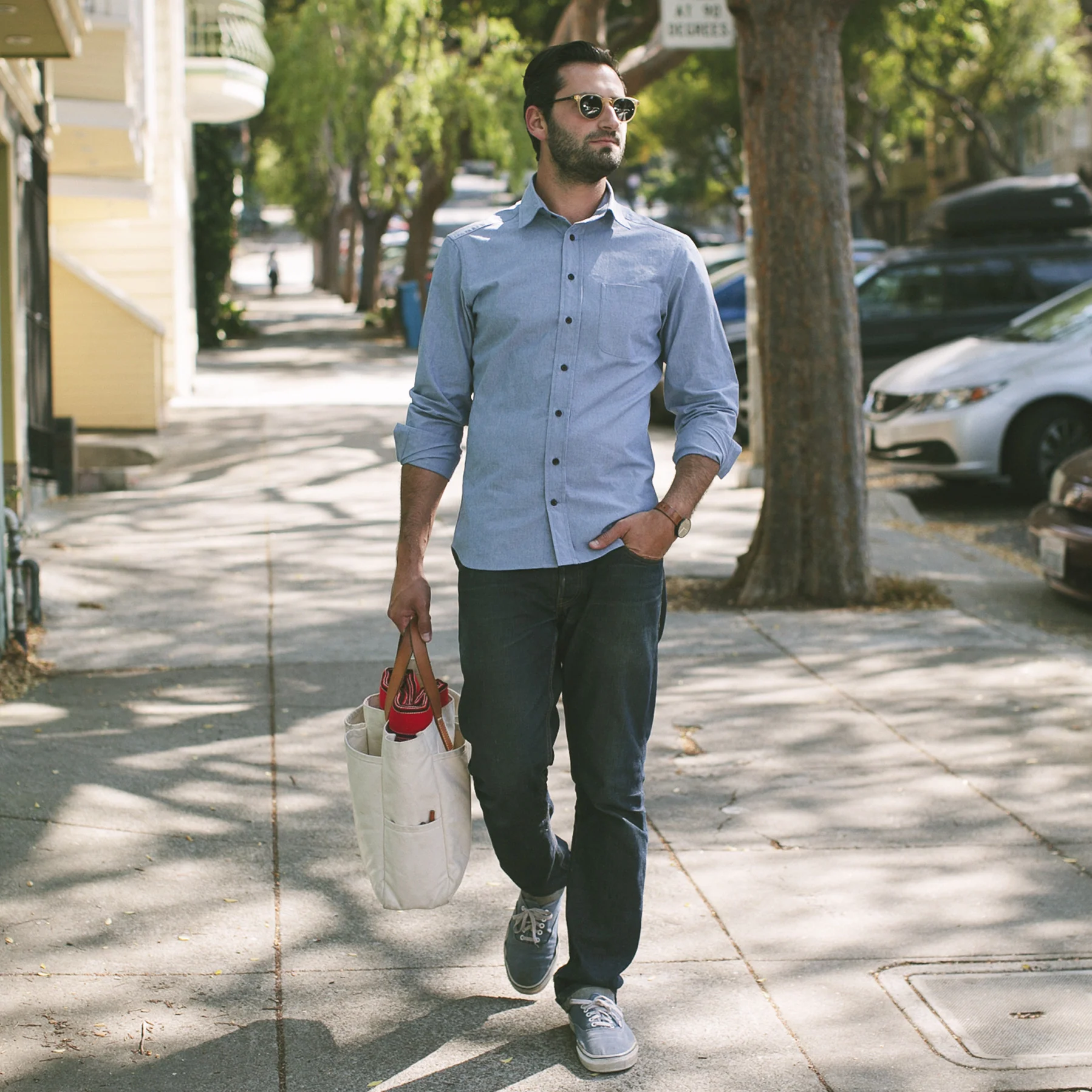 The California in Light Blue Everyday Chambray - Image 6