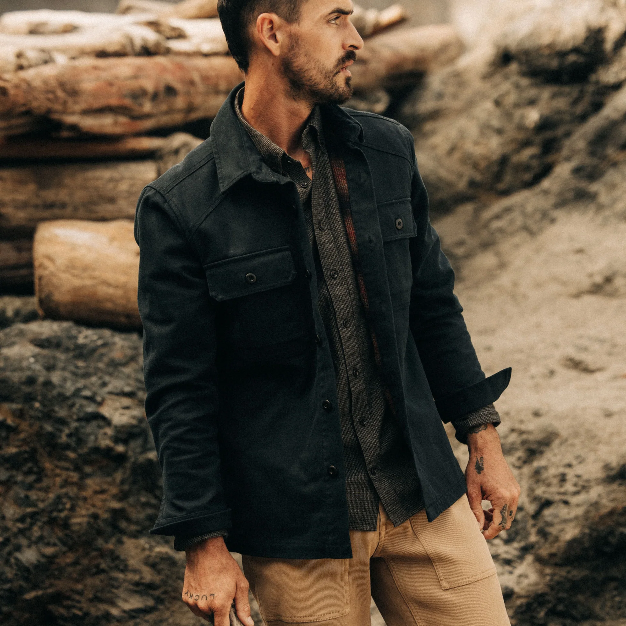 The Lined Shop Shirt in Coal Boss Duck - Image 2