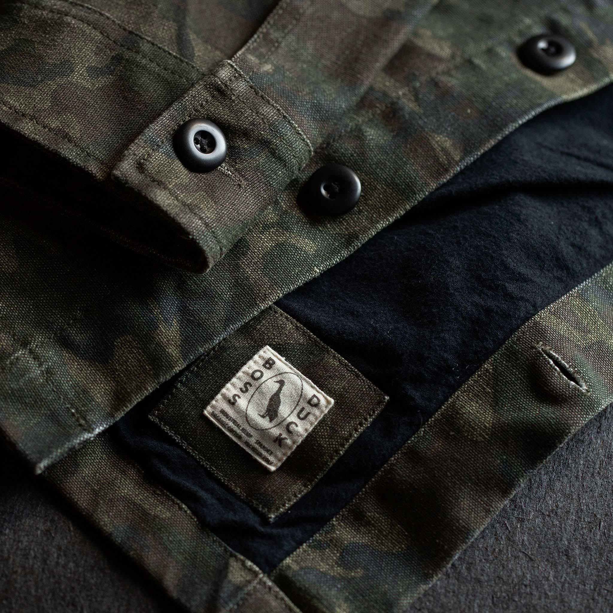 The Lined Shop Shirt in Woodland Camo Boss Duck - Image 7