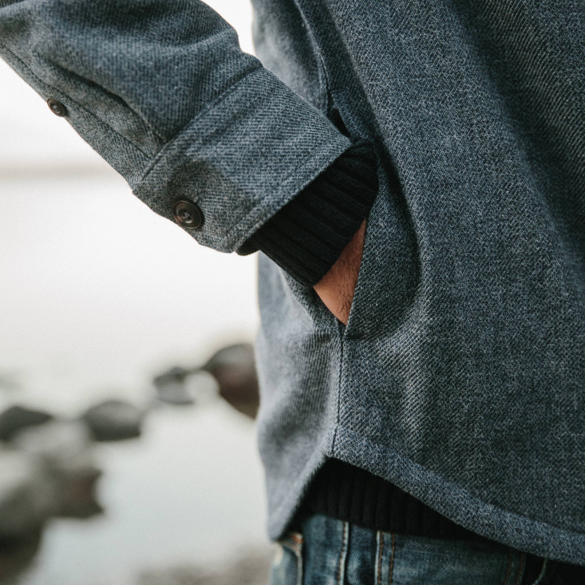 The Lined Utility Shirt in Indigo and Slate Twill - Image 4