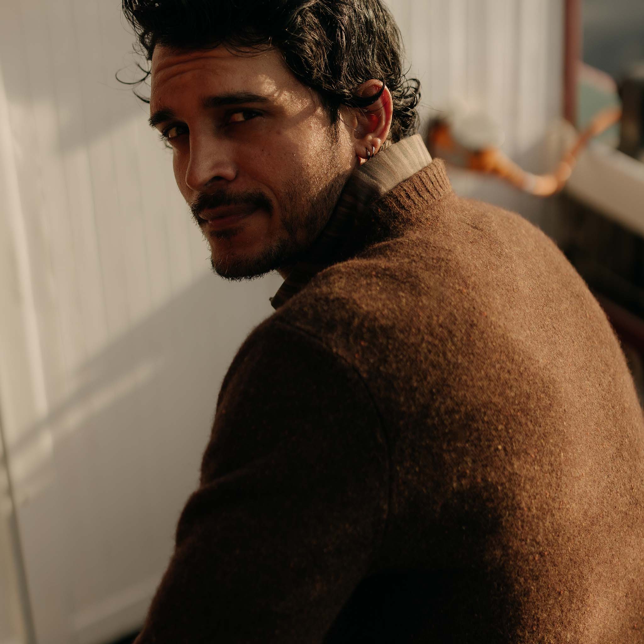 The Lodge Sweater in Timber Donegal - Image 4