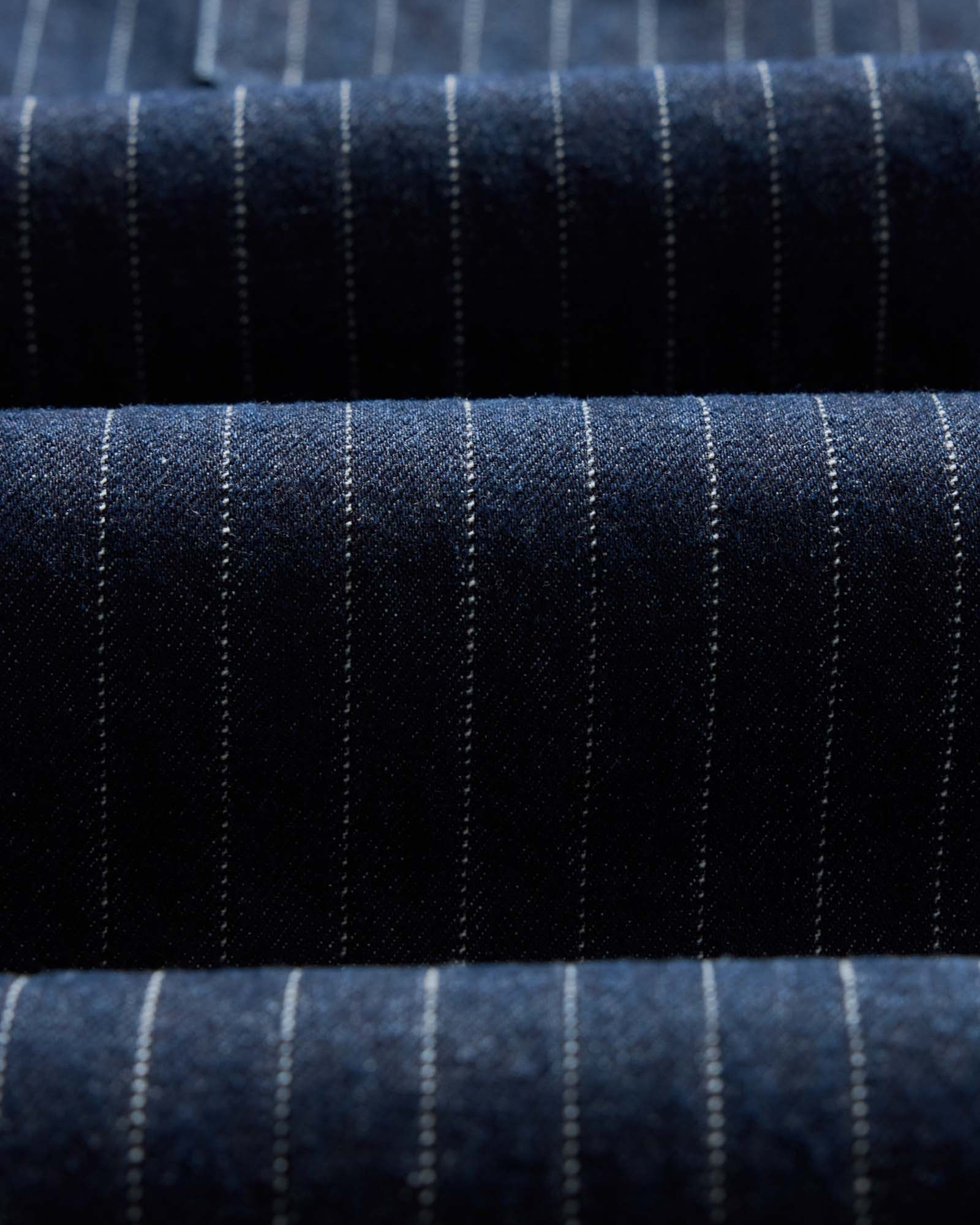 The Mariner Jean in Rinsed Indigo Dobby Denim - Image 8