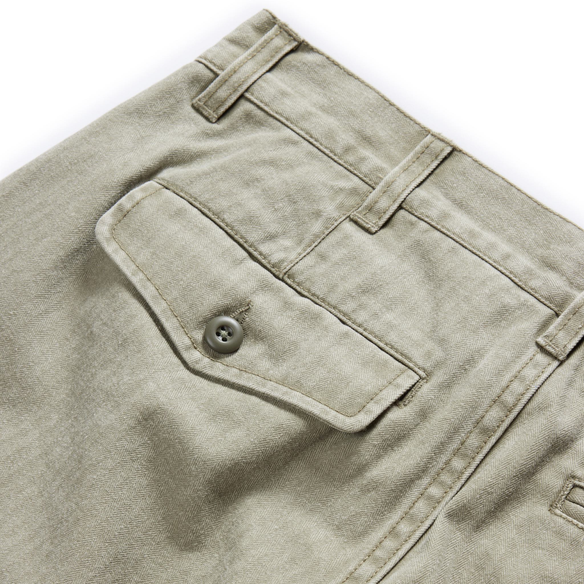 The Matlow Short in Arid Eucalyptus Washed Herringbone - Image 6