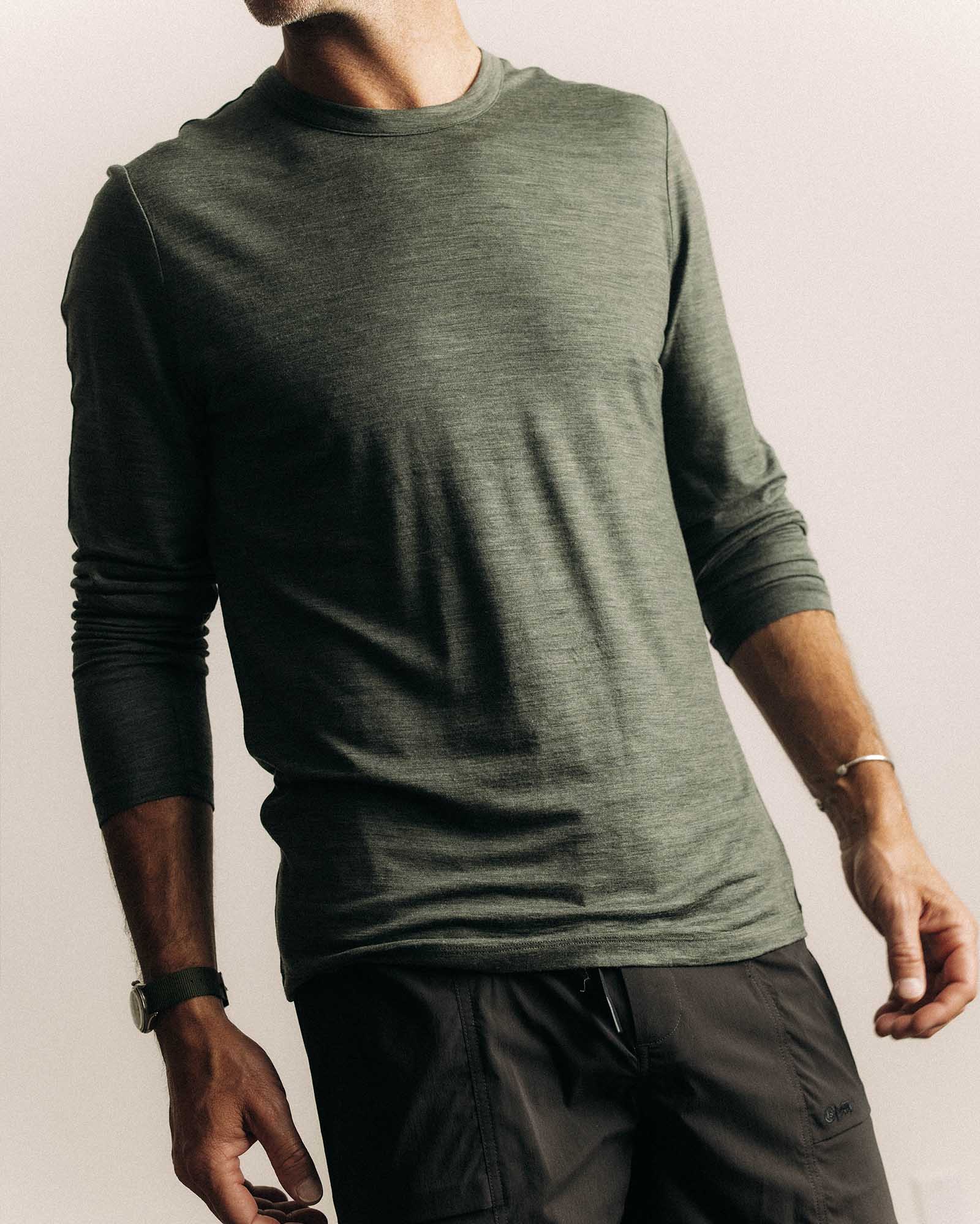 The Merino Long Sleeve Tee in Heather Army - Image 2