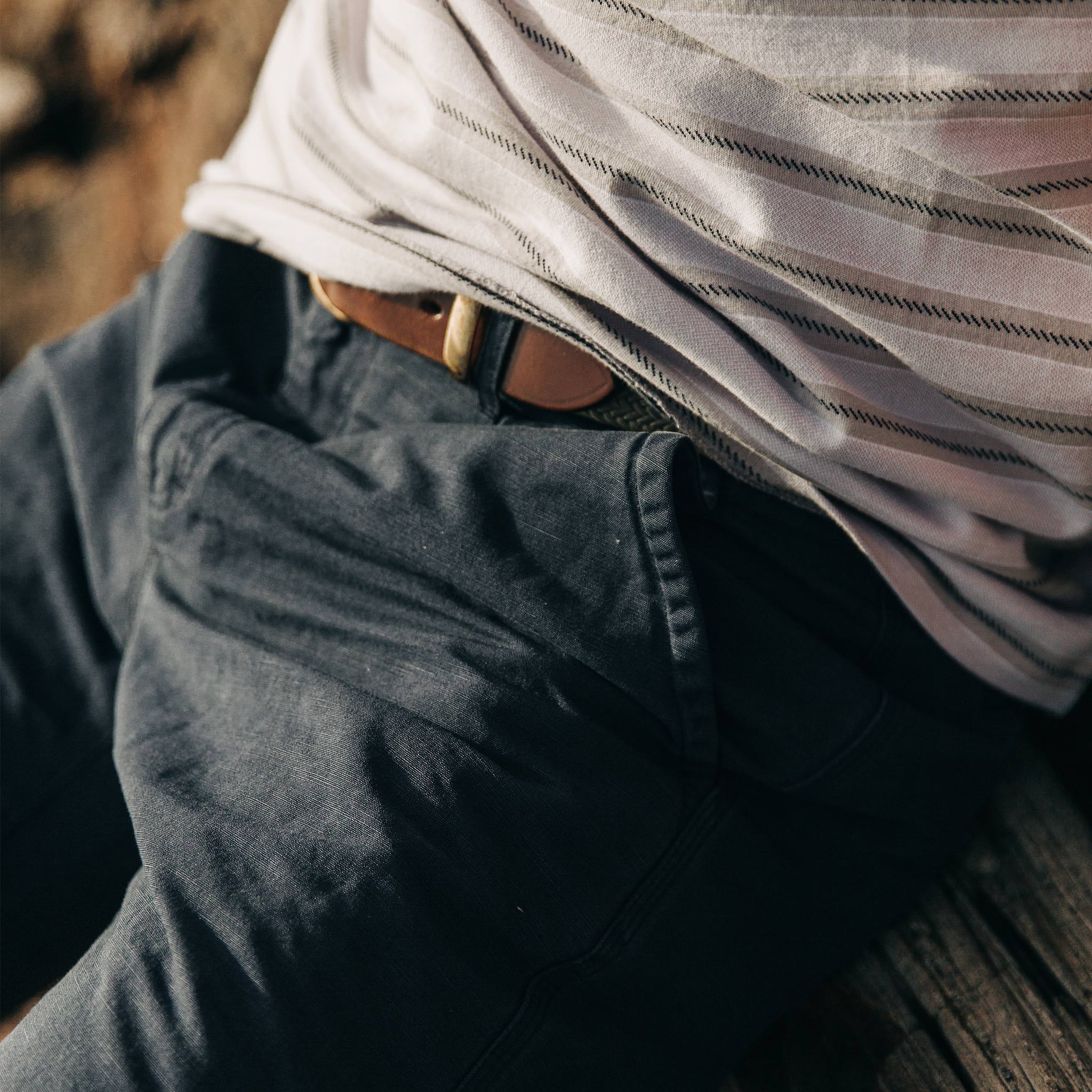 The Morse Pant in Navy Slub Linen - Image 4
