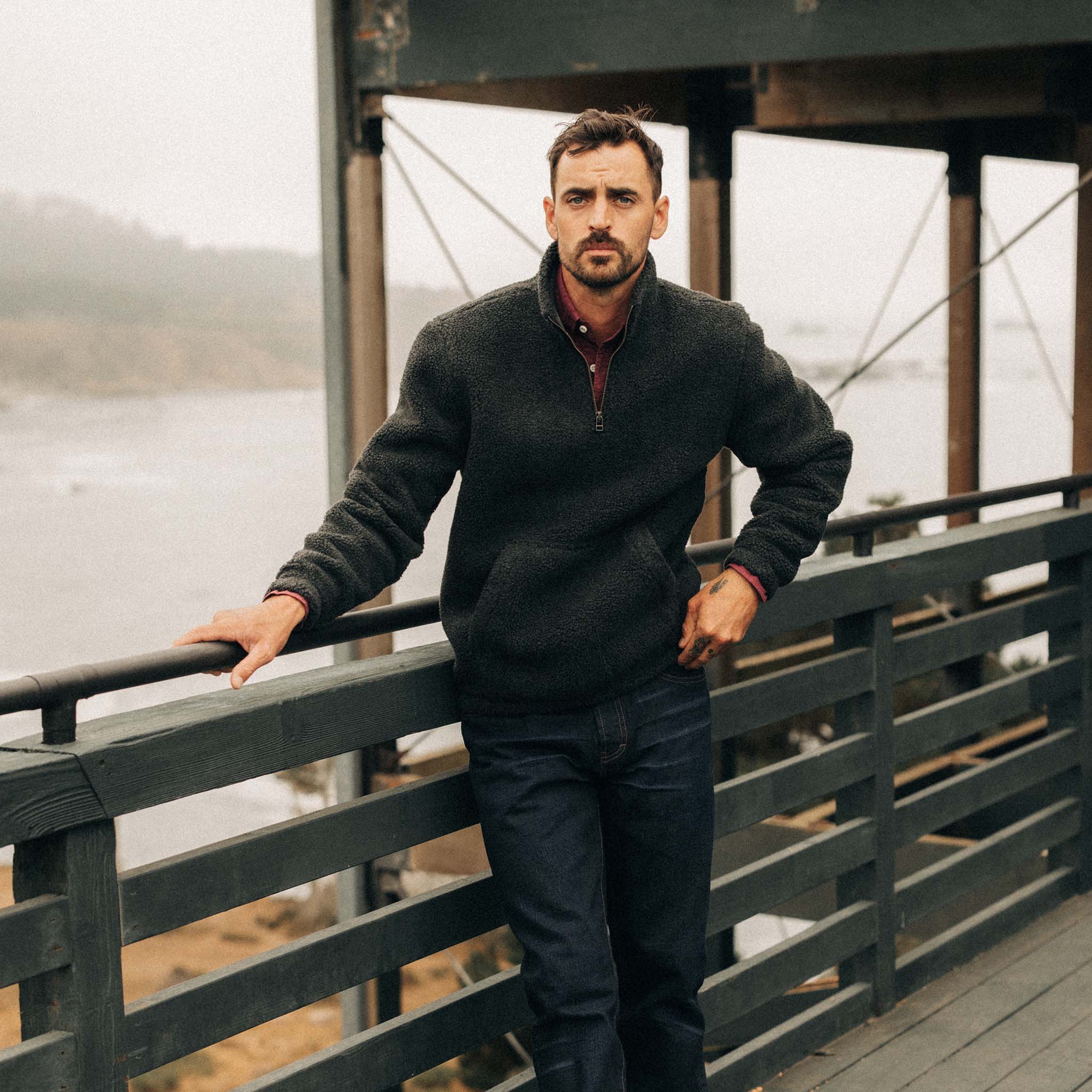 The Nomad Pullover in Charcoal Heather Sherpa - Image 2