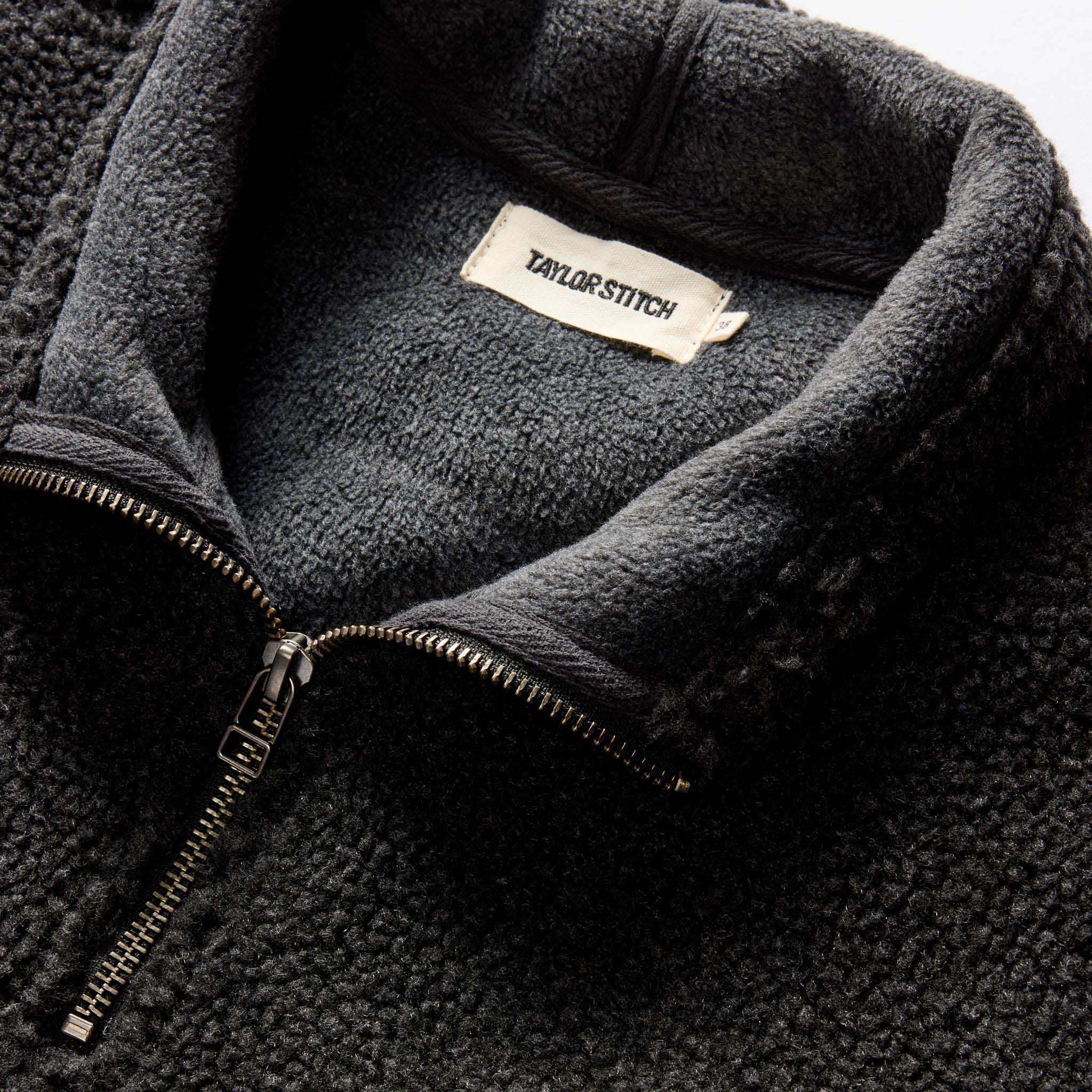 The Nomad Pullover in Charcoal Heather Sherpa - Image 5