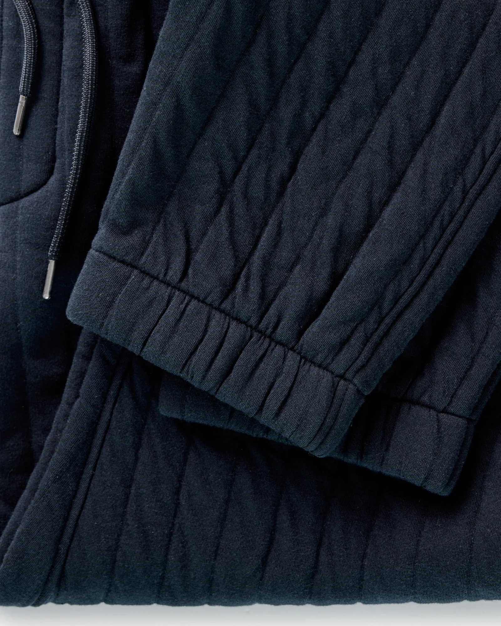 The Apres Pant in Heather Midnight Quilted Jersey - Image 7