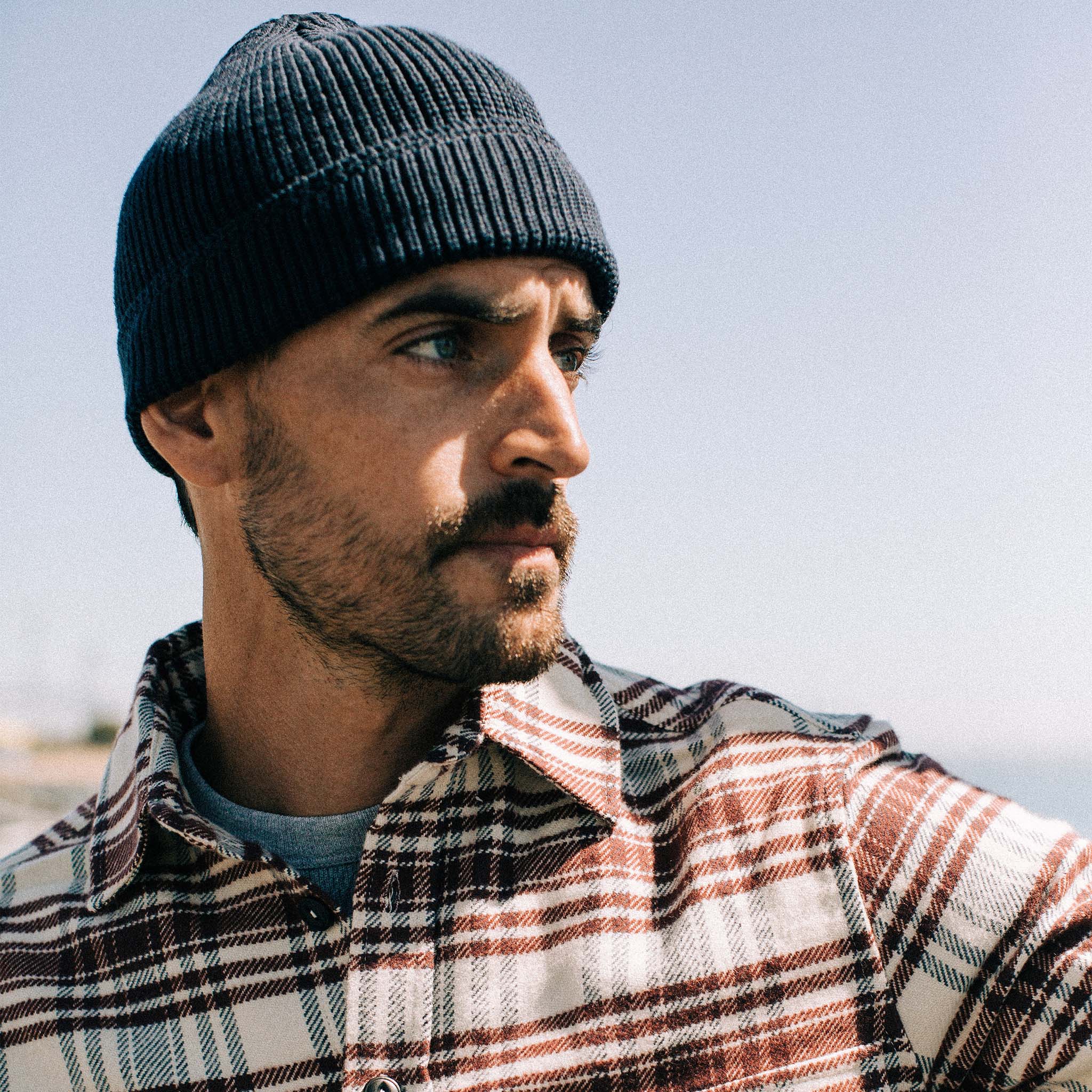 The Rib Beanie in Navy Heather - Image 2