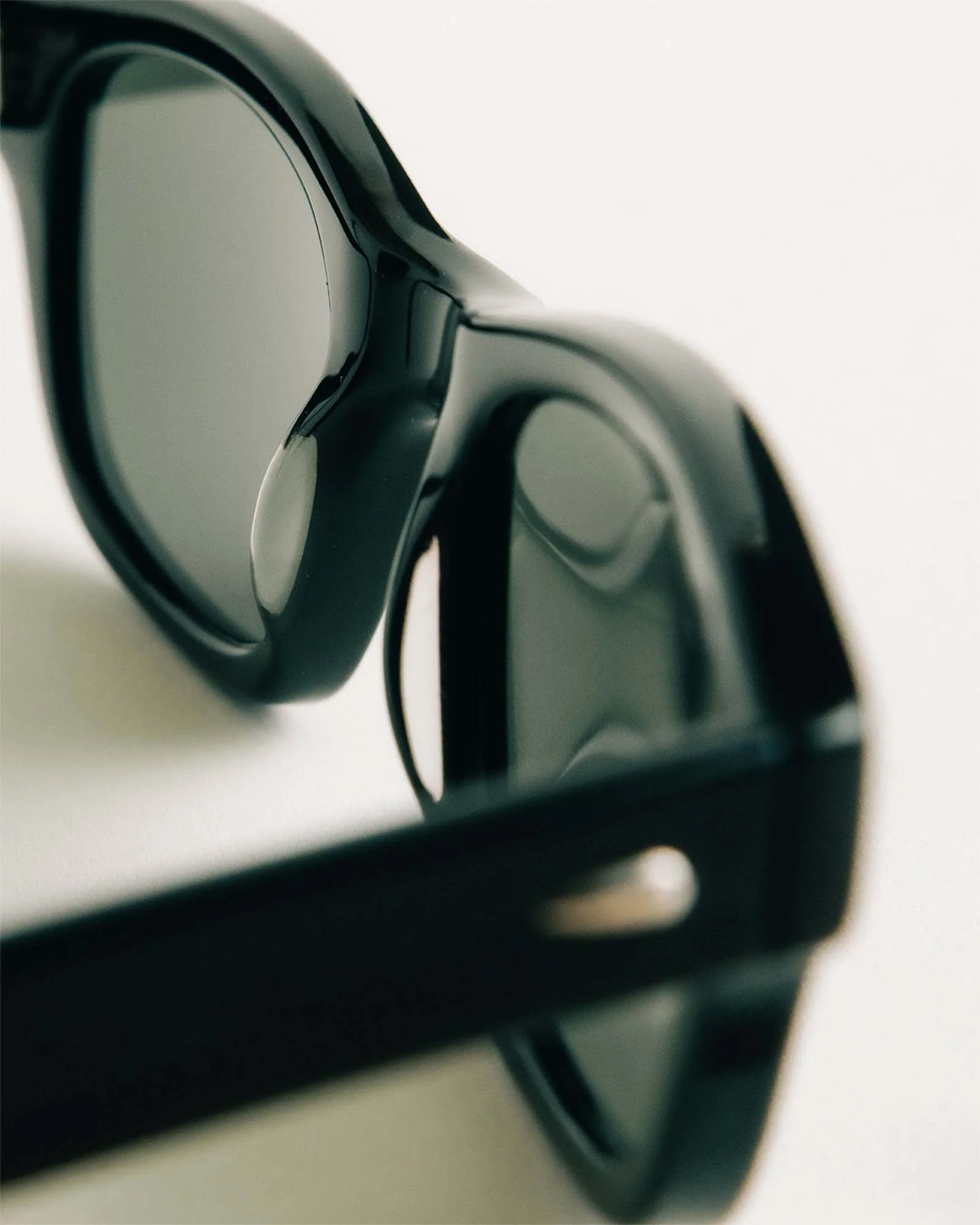The Sergio in Black - Image 6