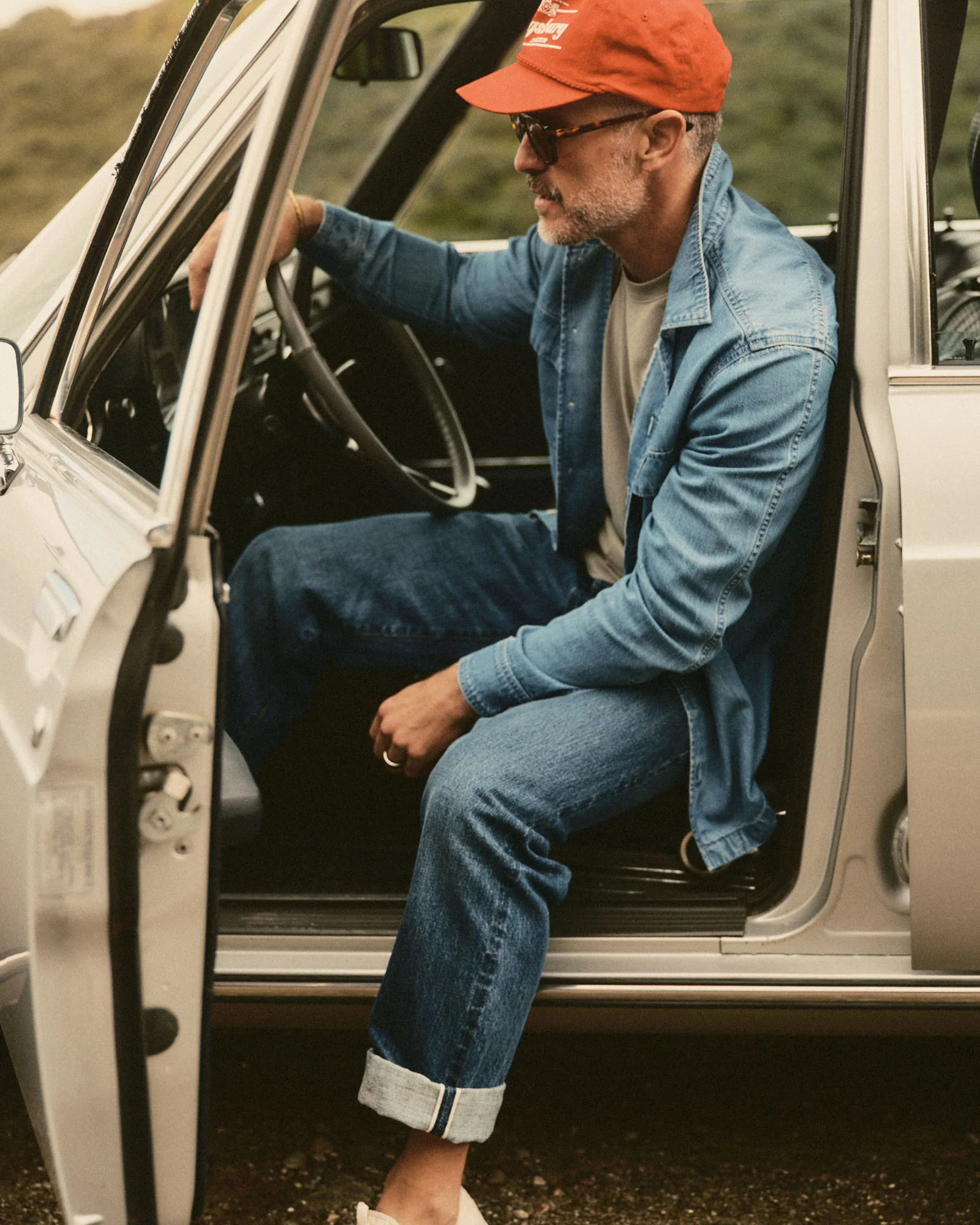 The Shore Shirt in Washed Indigo Twill - Image 4