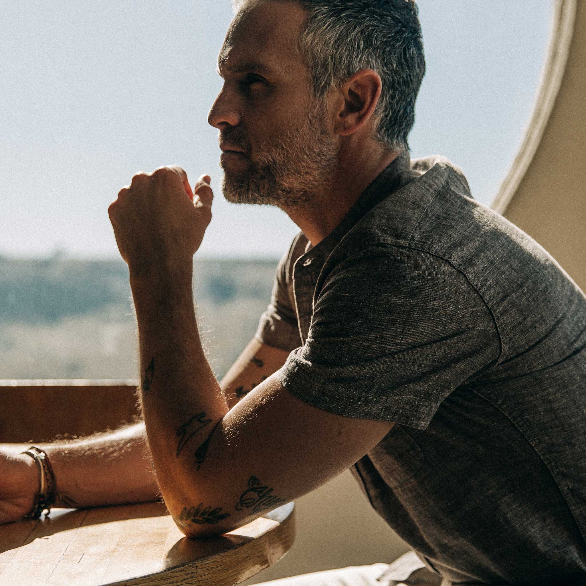 The Short Sleeve Bandit in Tobacco Hemp - Image 4